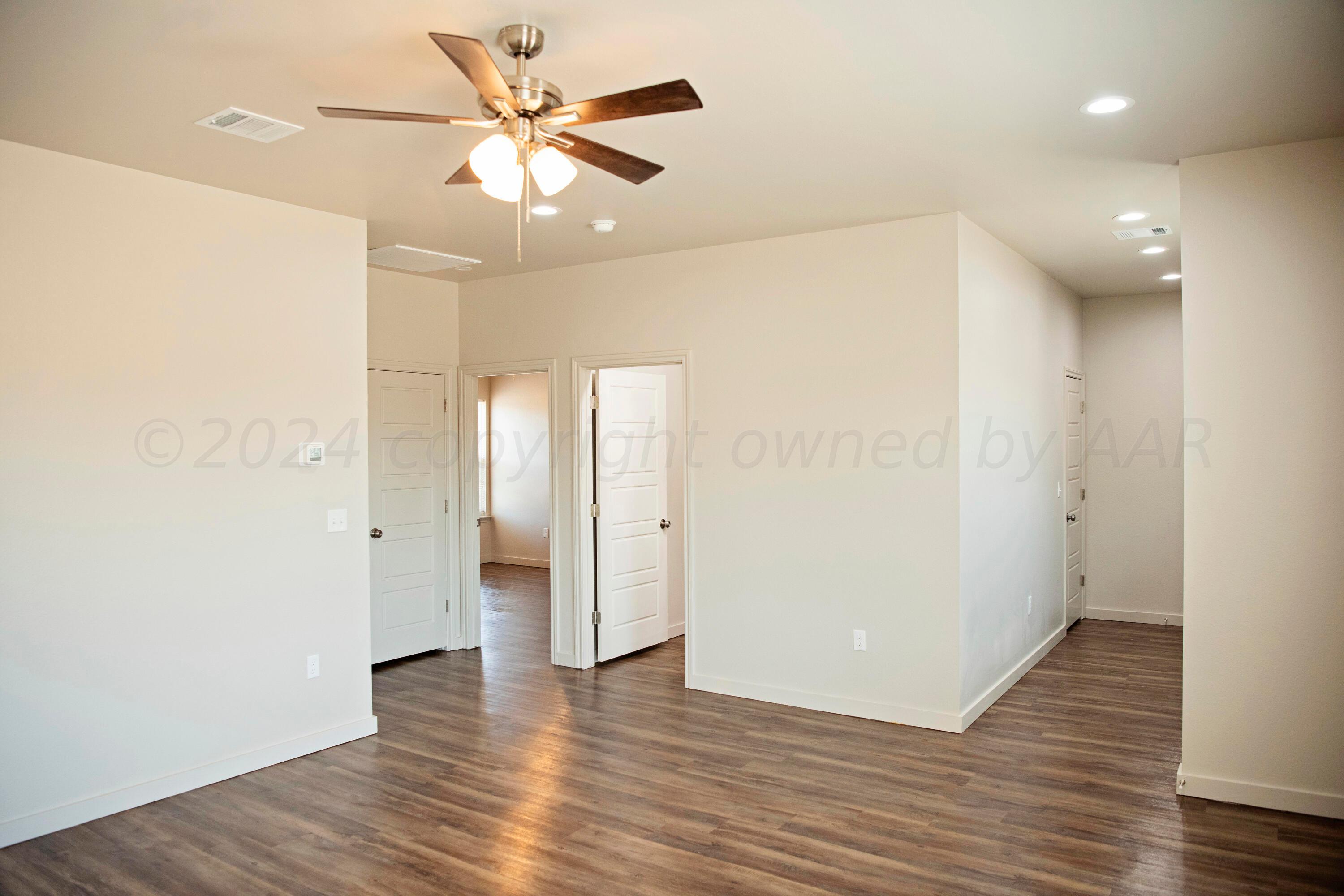 24-7509 Property Photo 31