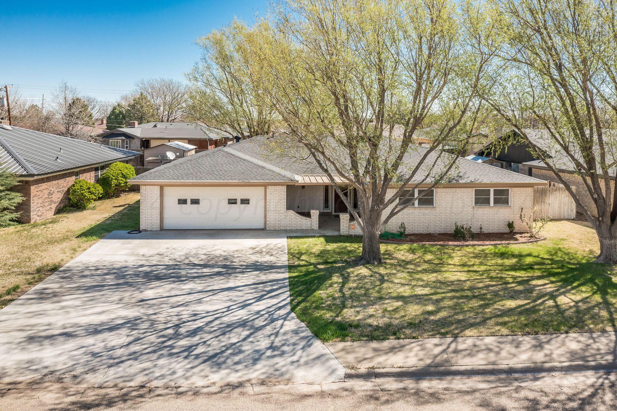 618 Forrest Drive Property Photo