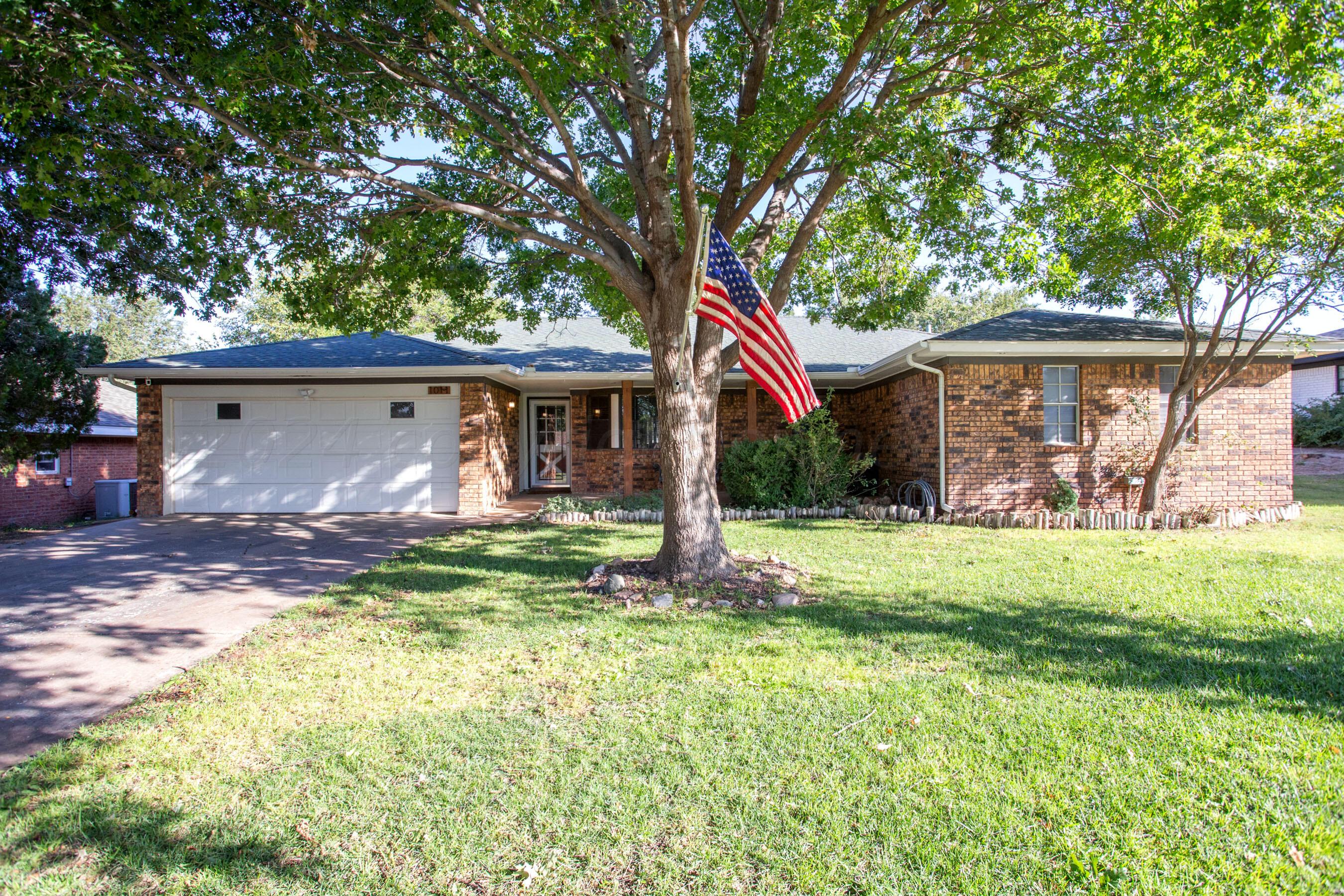 1011 Melody Lane Property Photo