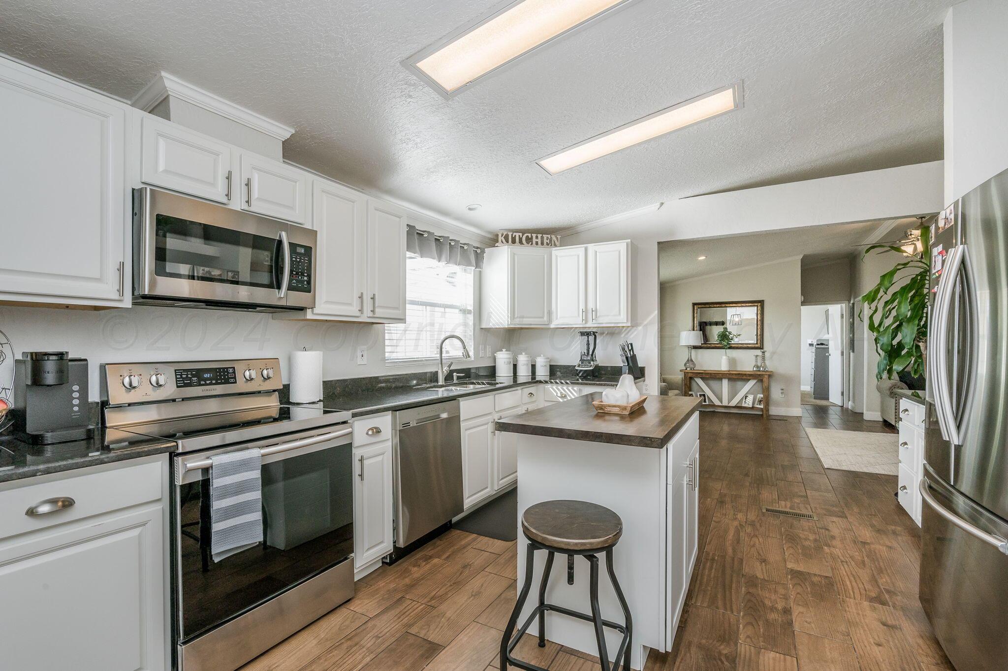 12311 Circle C Trail Property Photo 6