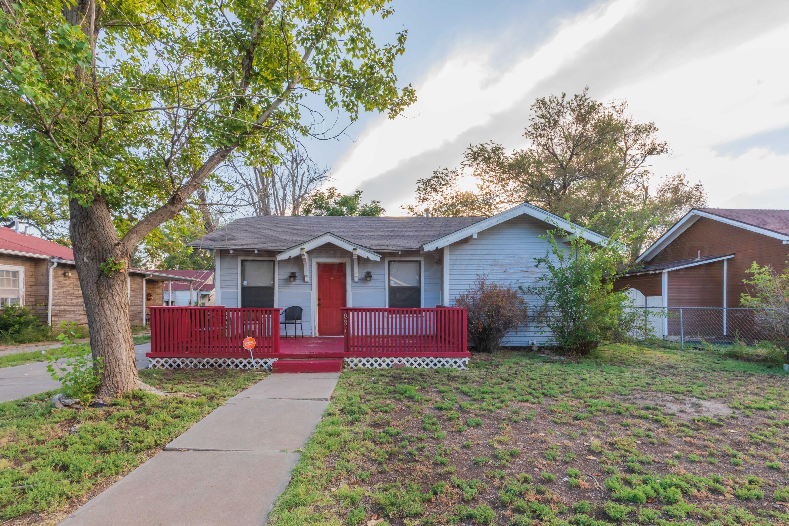 831 S Virginia Street Property Photo 2
