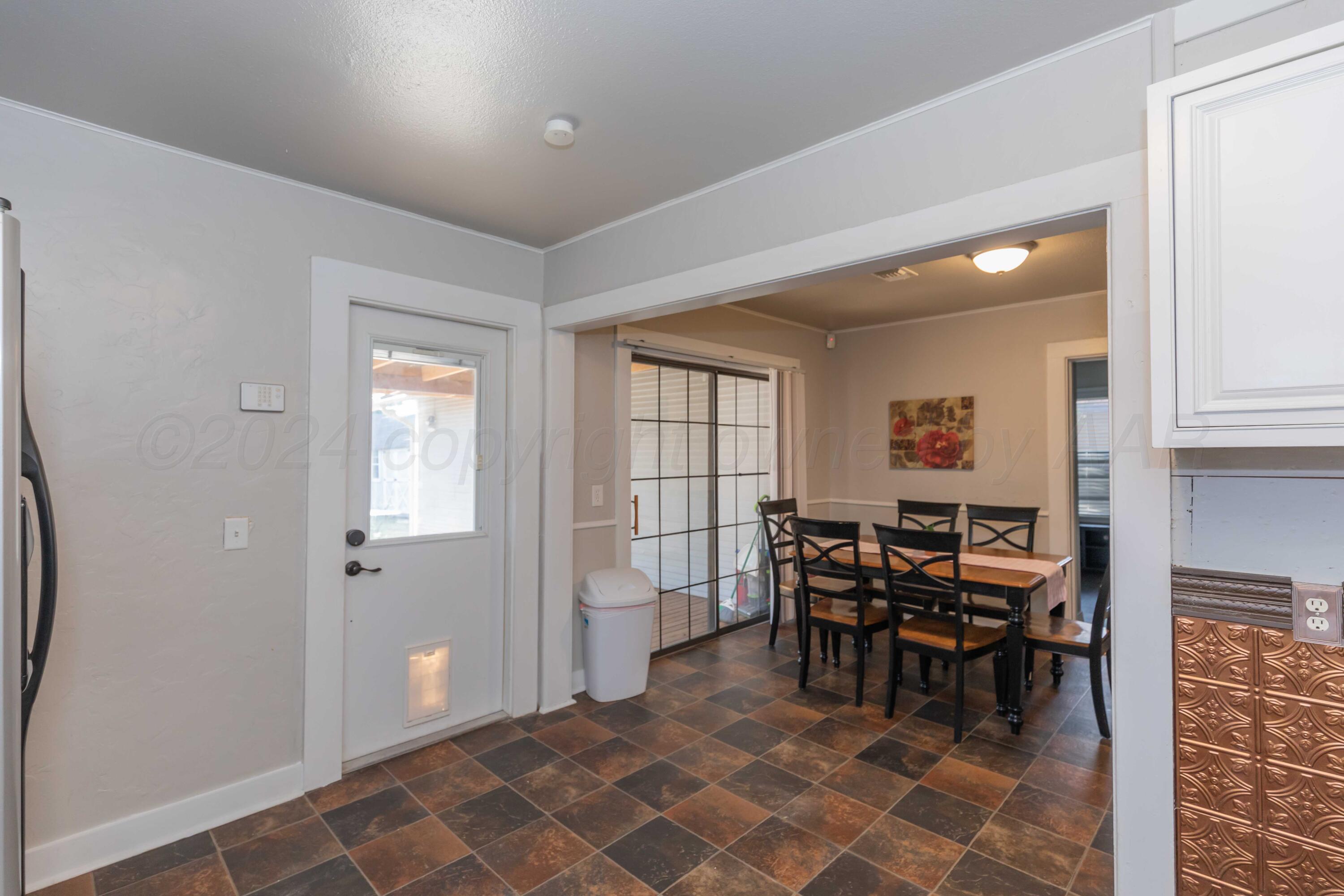 831 S Virginia Street Property Photo 20
