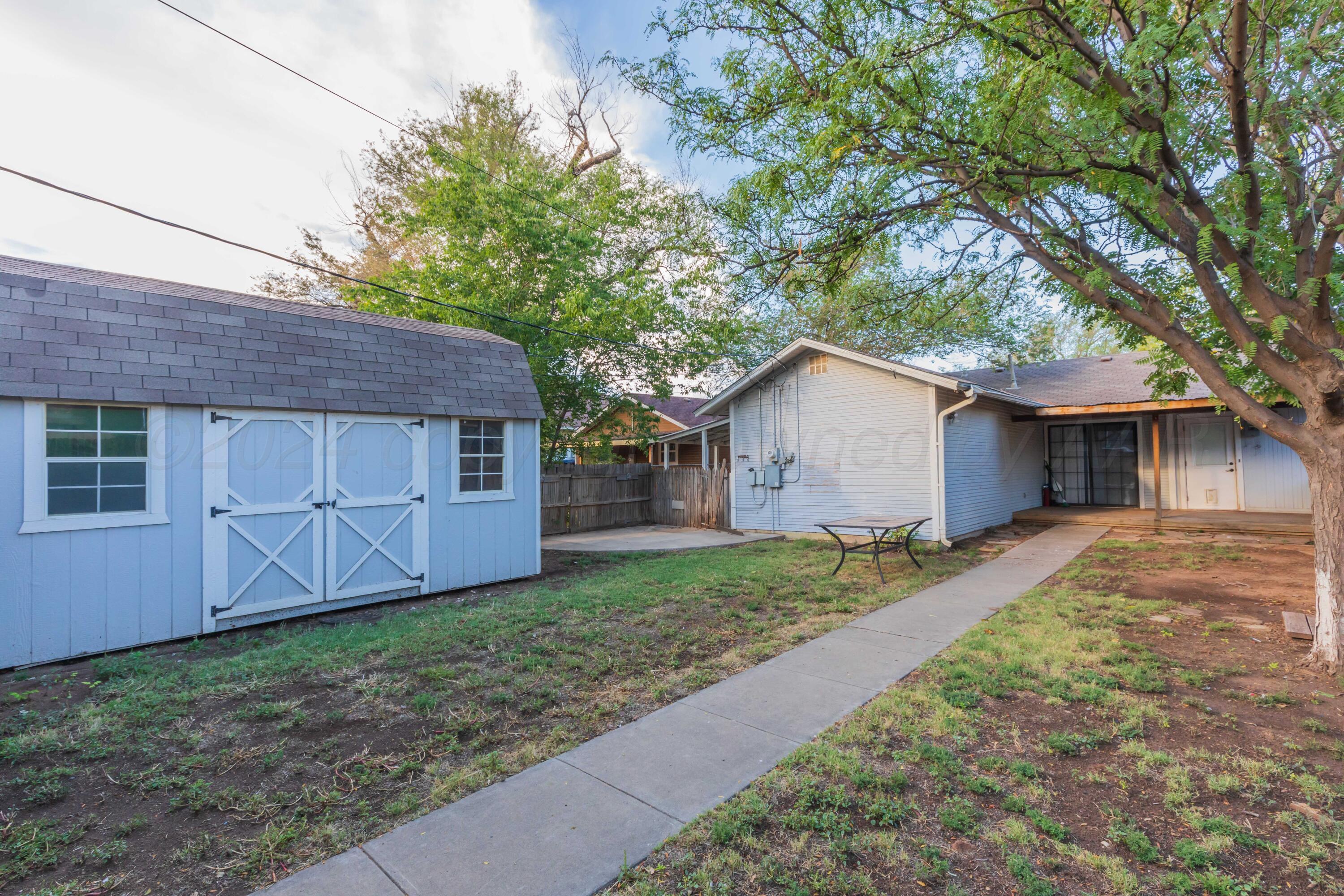 831 S Virginia Street Property Photo 35
