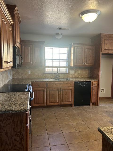 8305 Taos Drive Property Photo 8