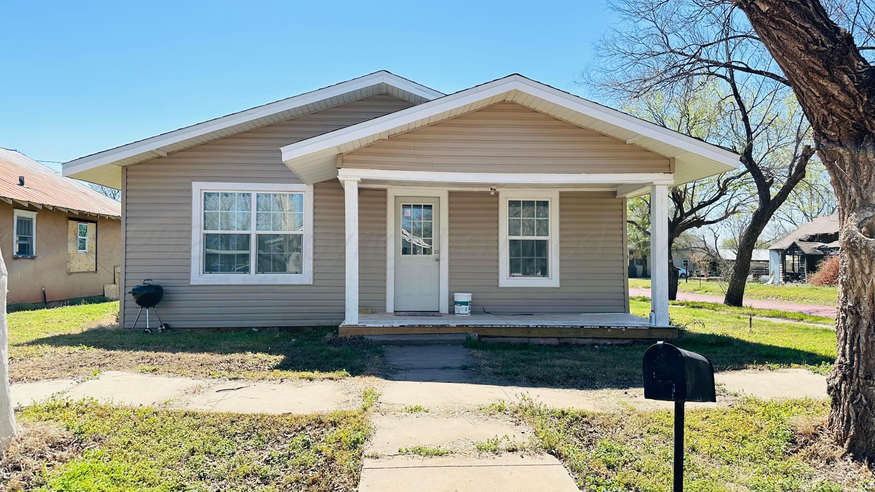 501 10th Street Property Photo