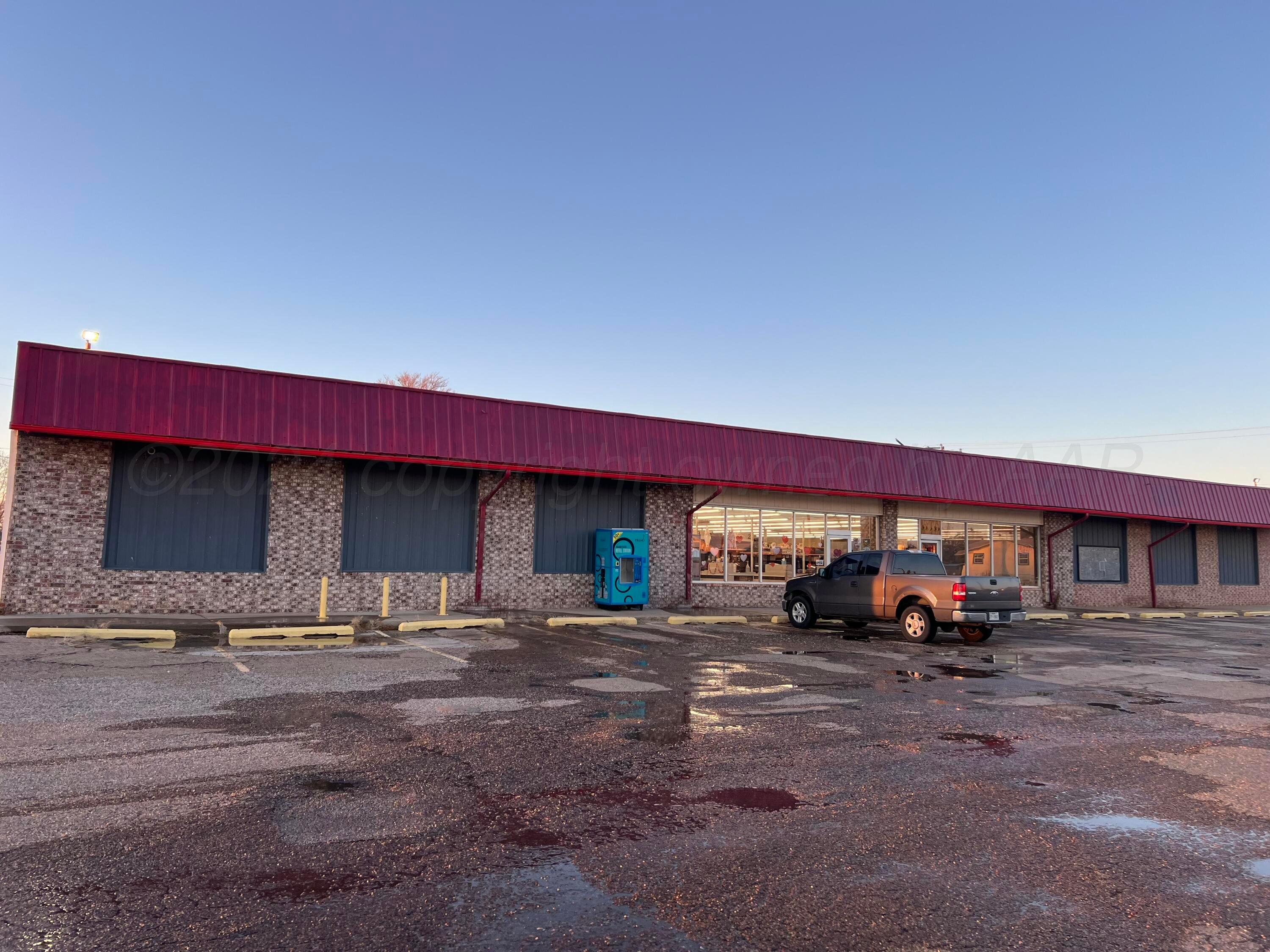 800 Highway 86 Property Photo 2