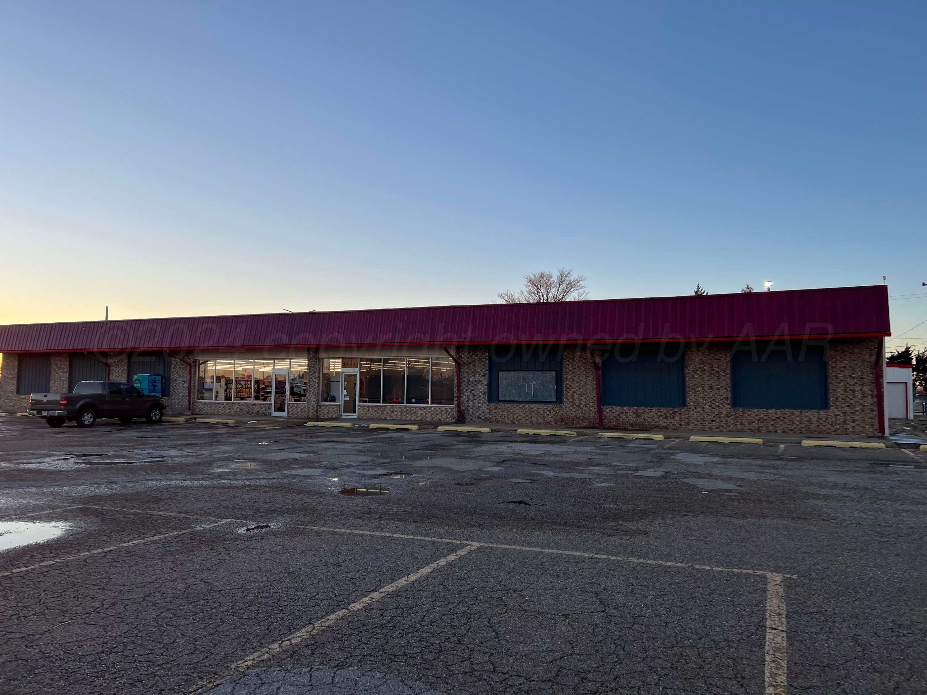 800 Highway 86 Property Photo 3