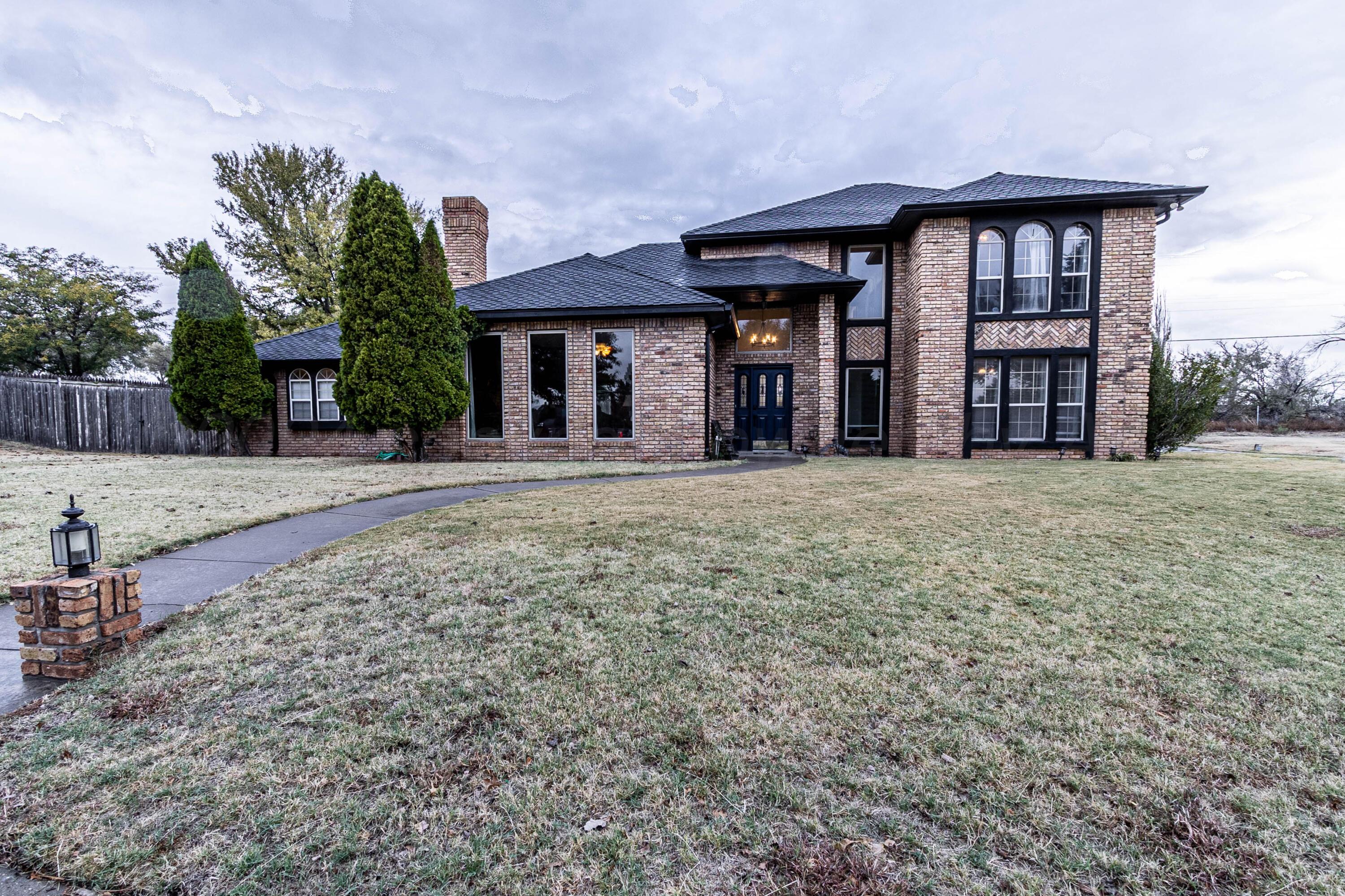 4 Linkshire Drive Property Photo 1