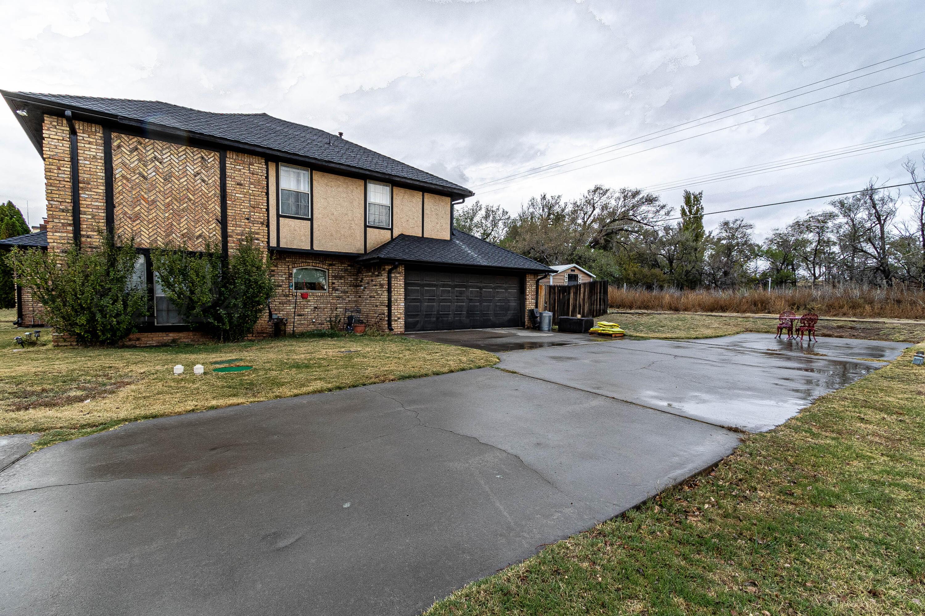 4 Linkshire Drive Property Photo 4