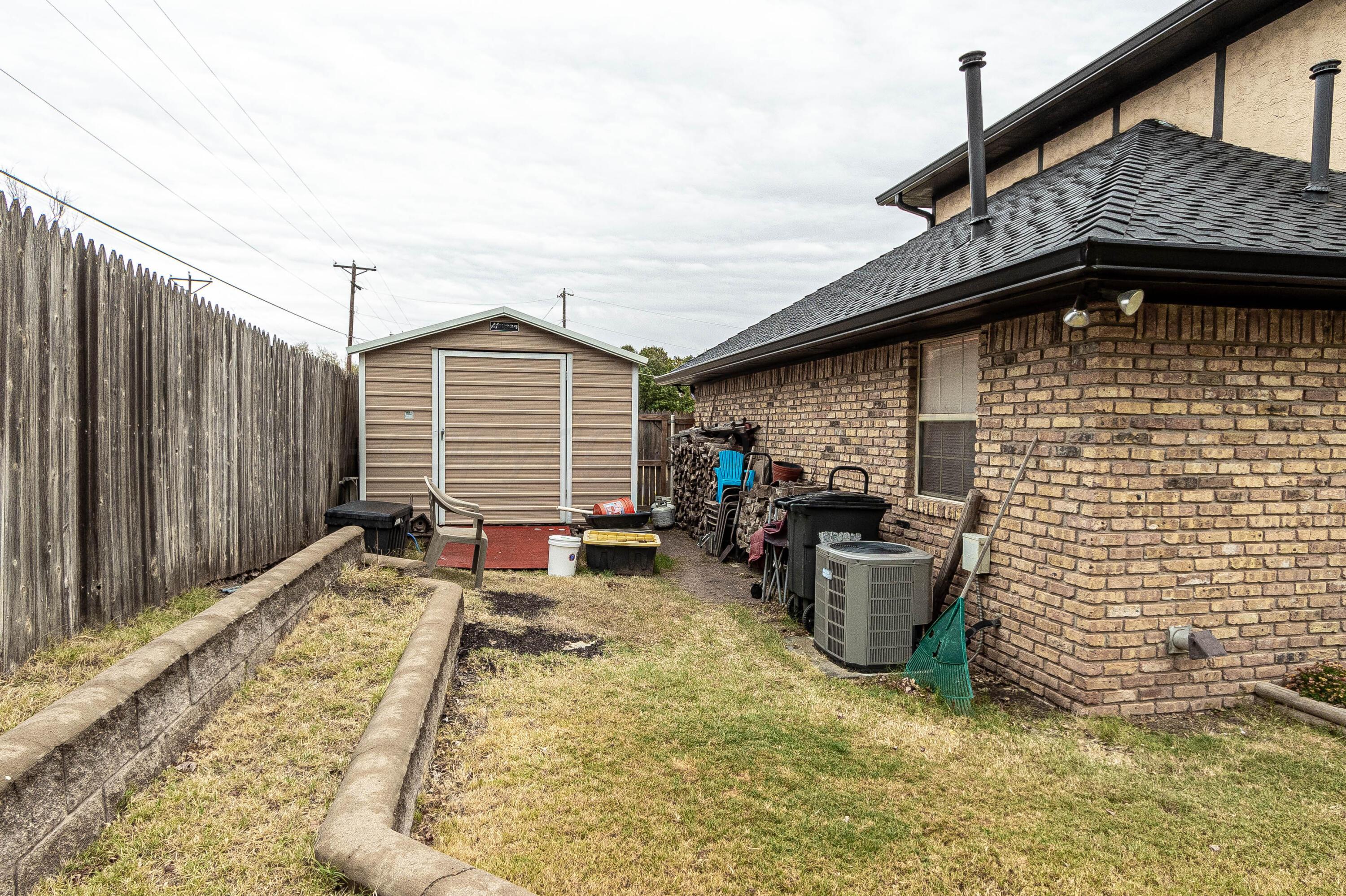 4 Linkshire Drive Property Photo 29