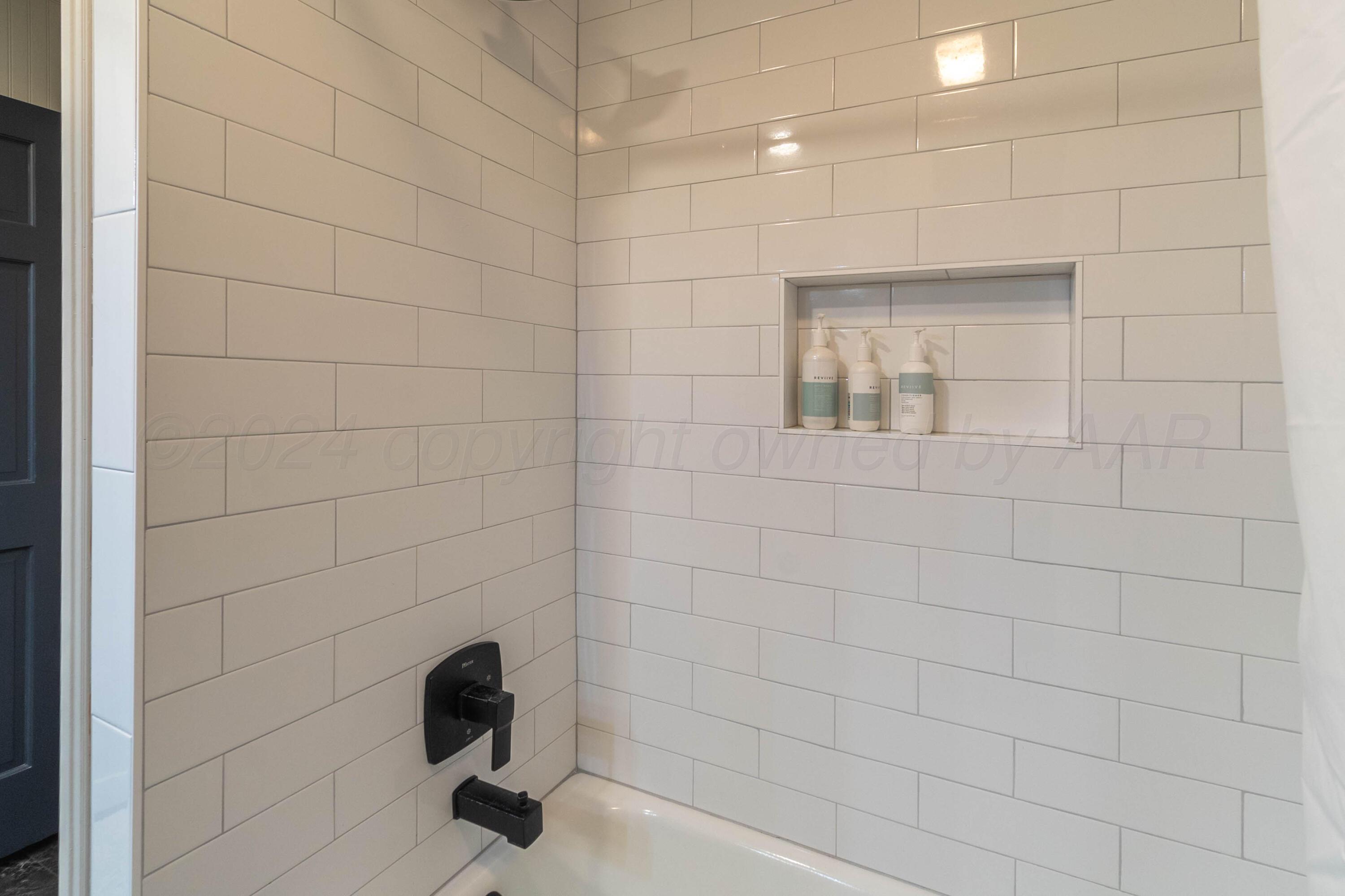 4 Linkshire Drive Property Photo 34
