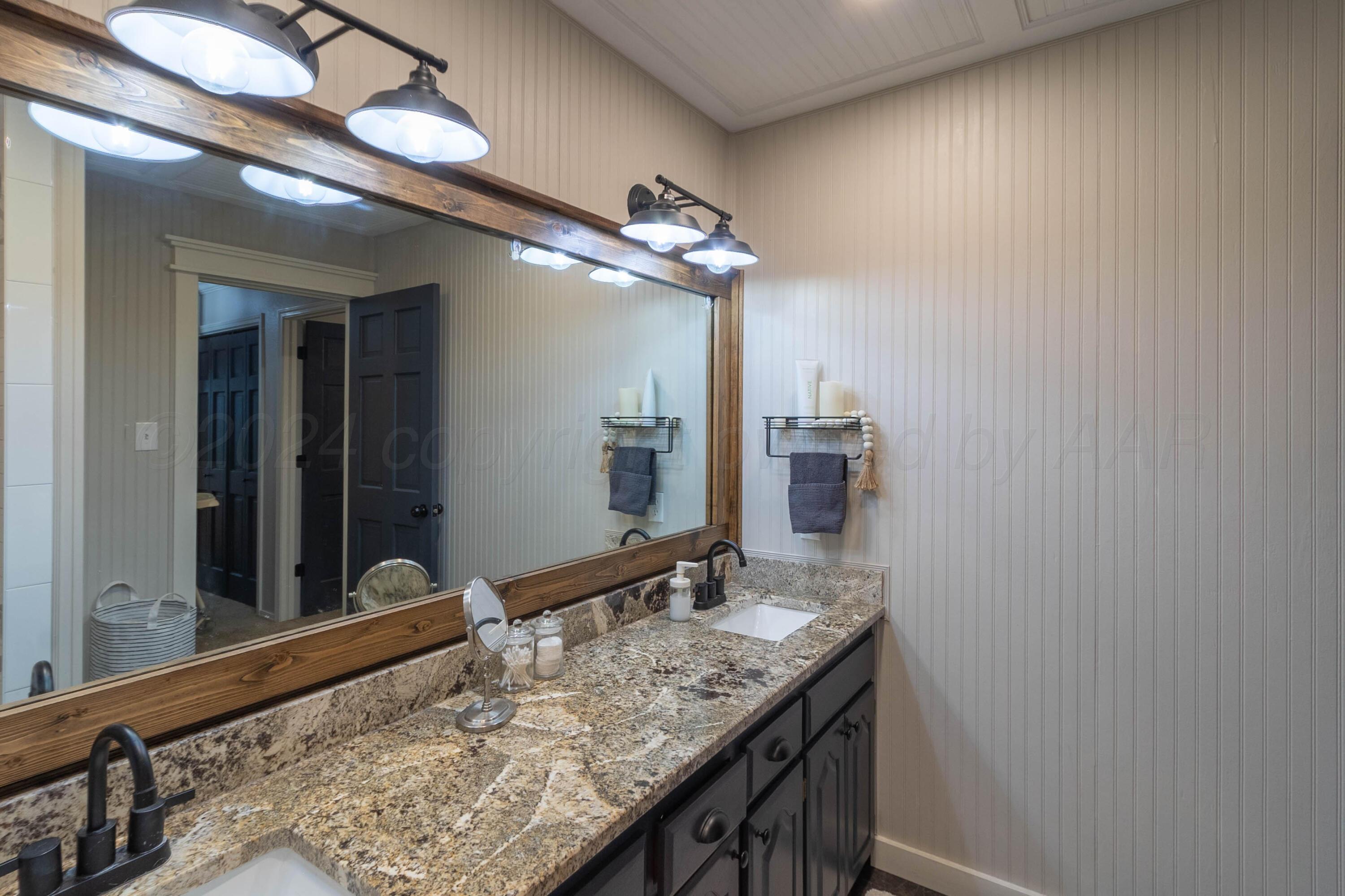 4 Linkshire Drive Property Photo 35