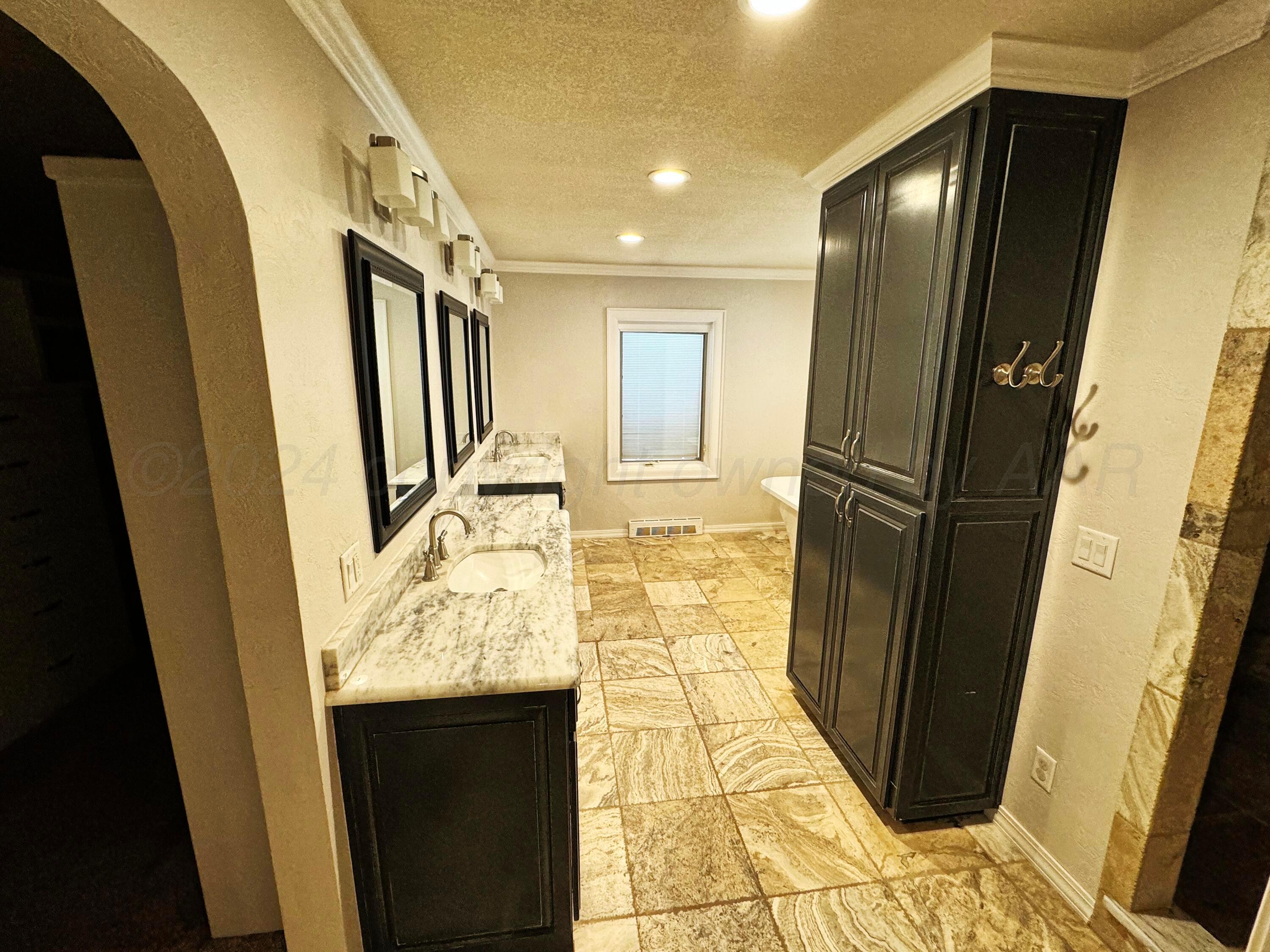 10 S Denton Street Property Photo 7