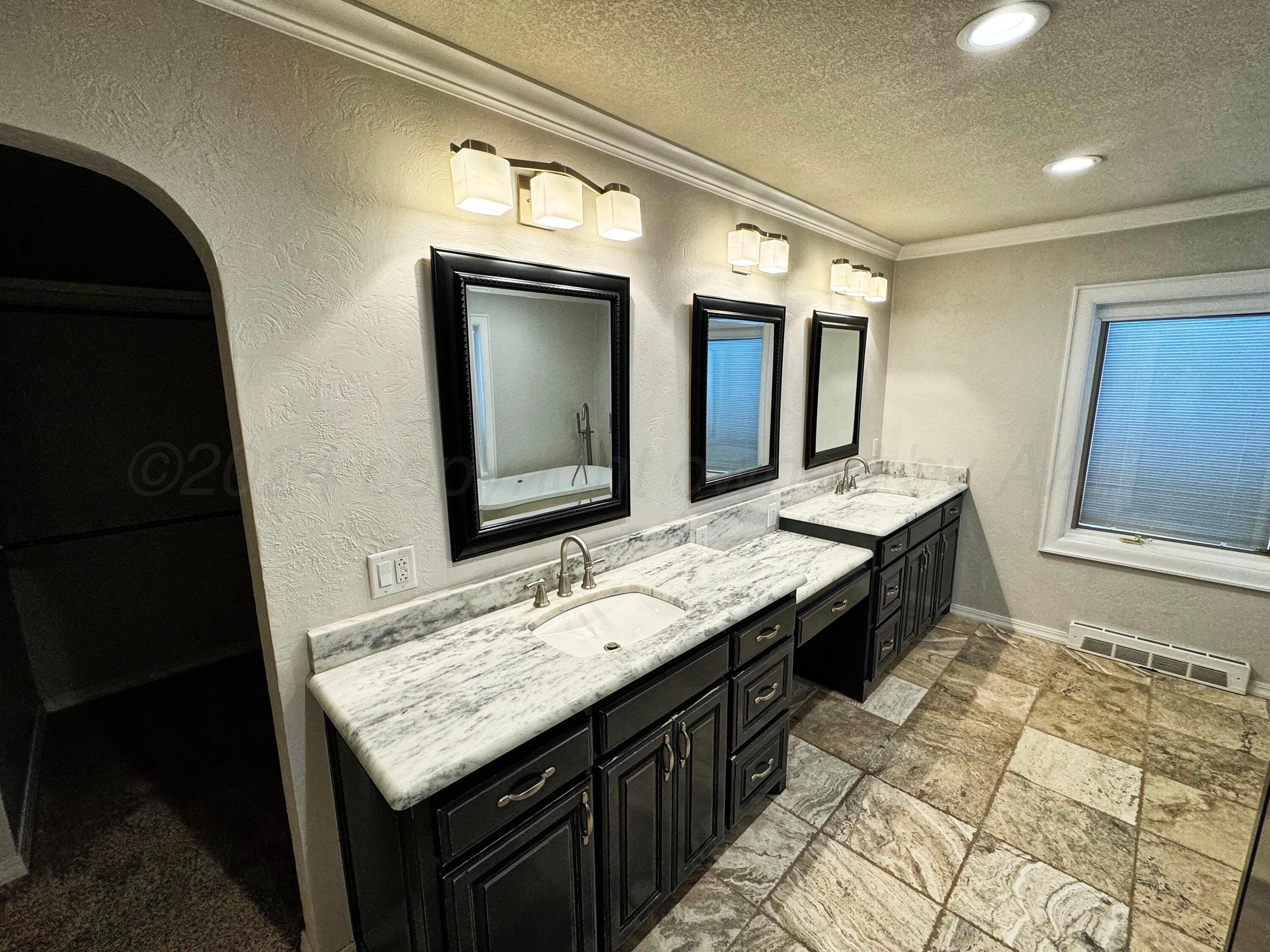 10 S Denton Street Property Photo 8