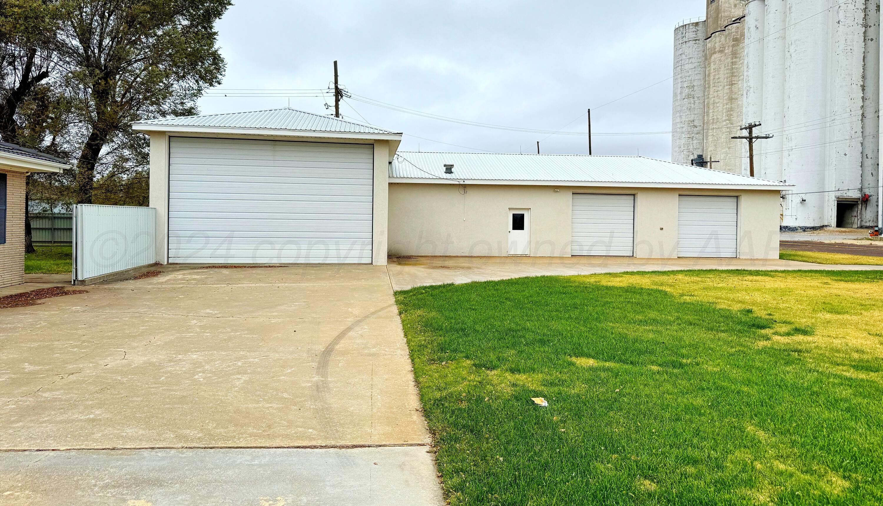 10 S Denton Street Property Photo 25