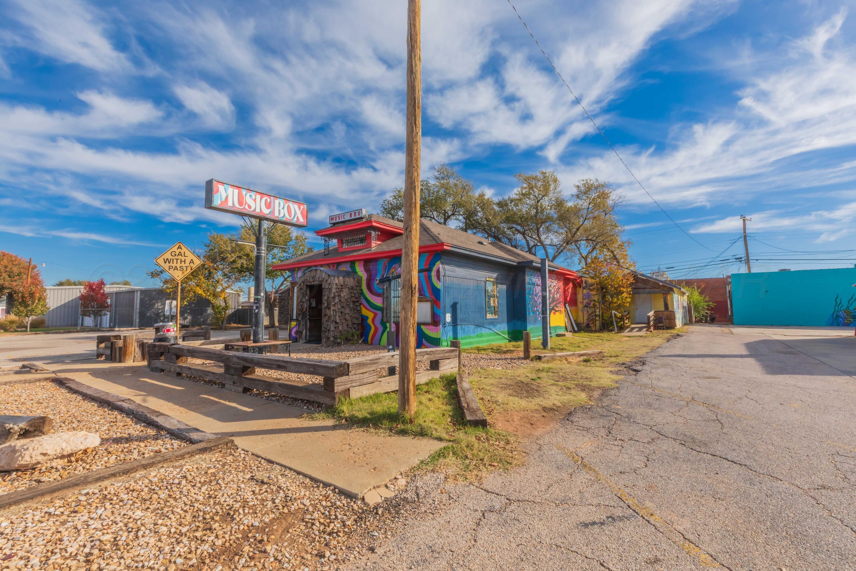907 S Madison Street Property Photo