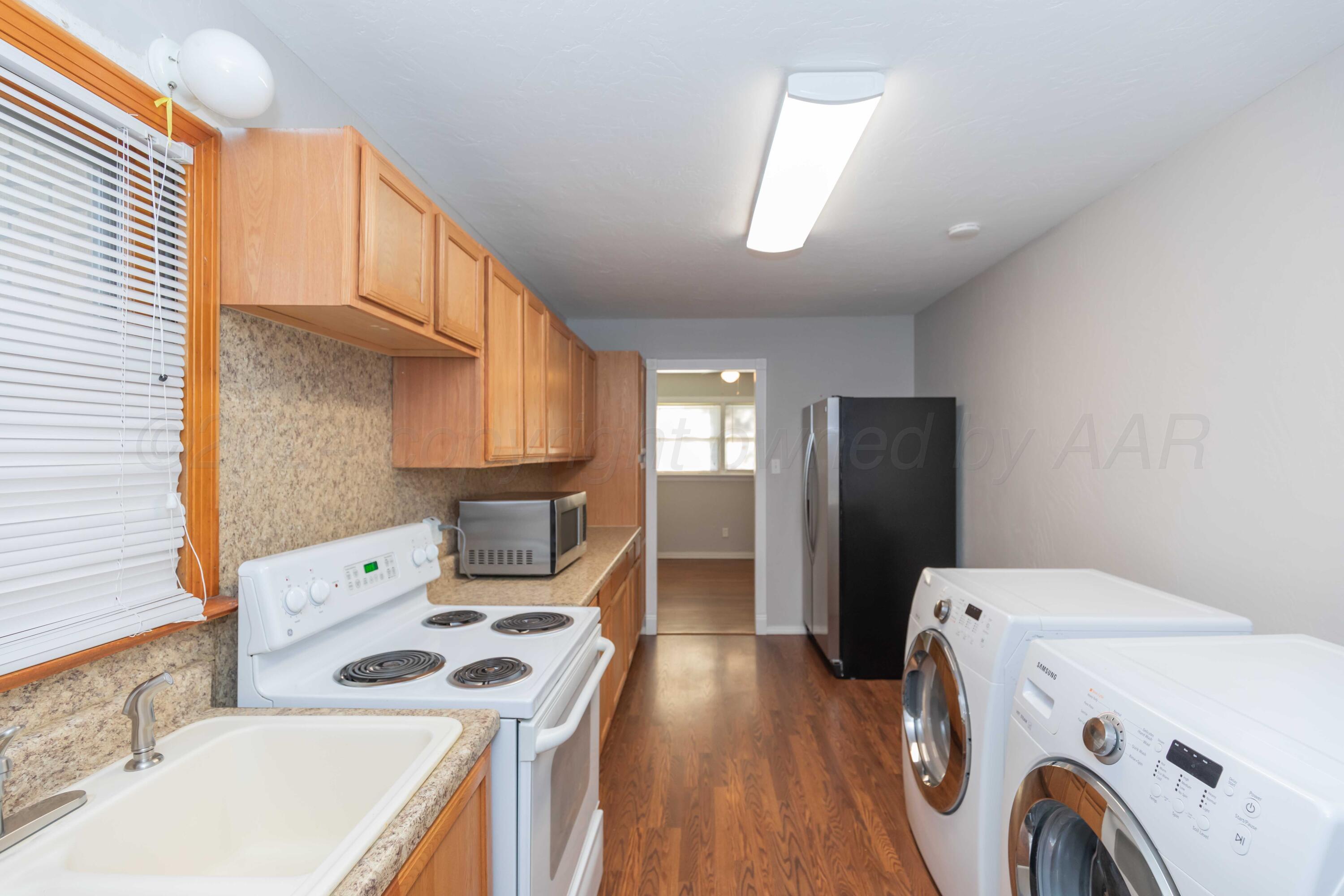 137 N Goliad Street Property Photo 15