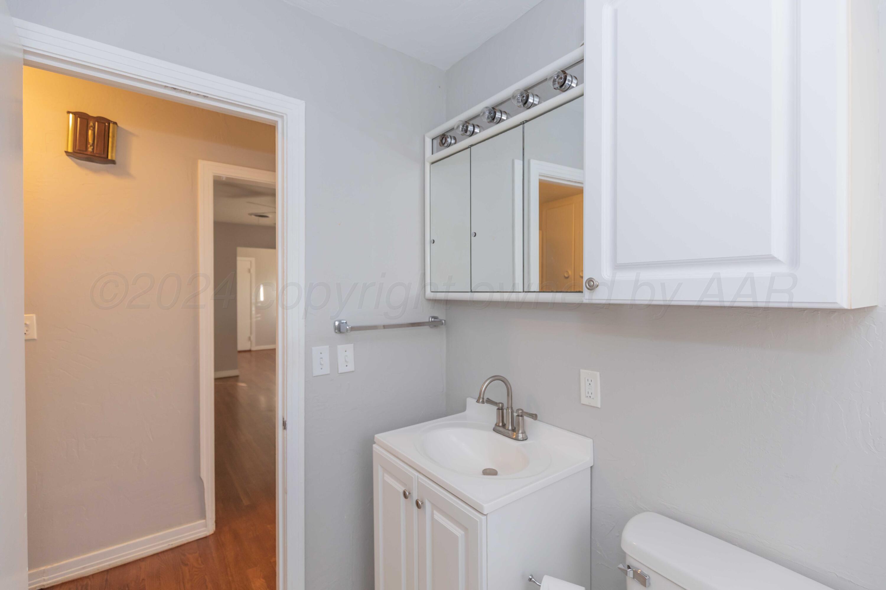 137 N Goliad Street Property Photo 19