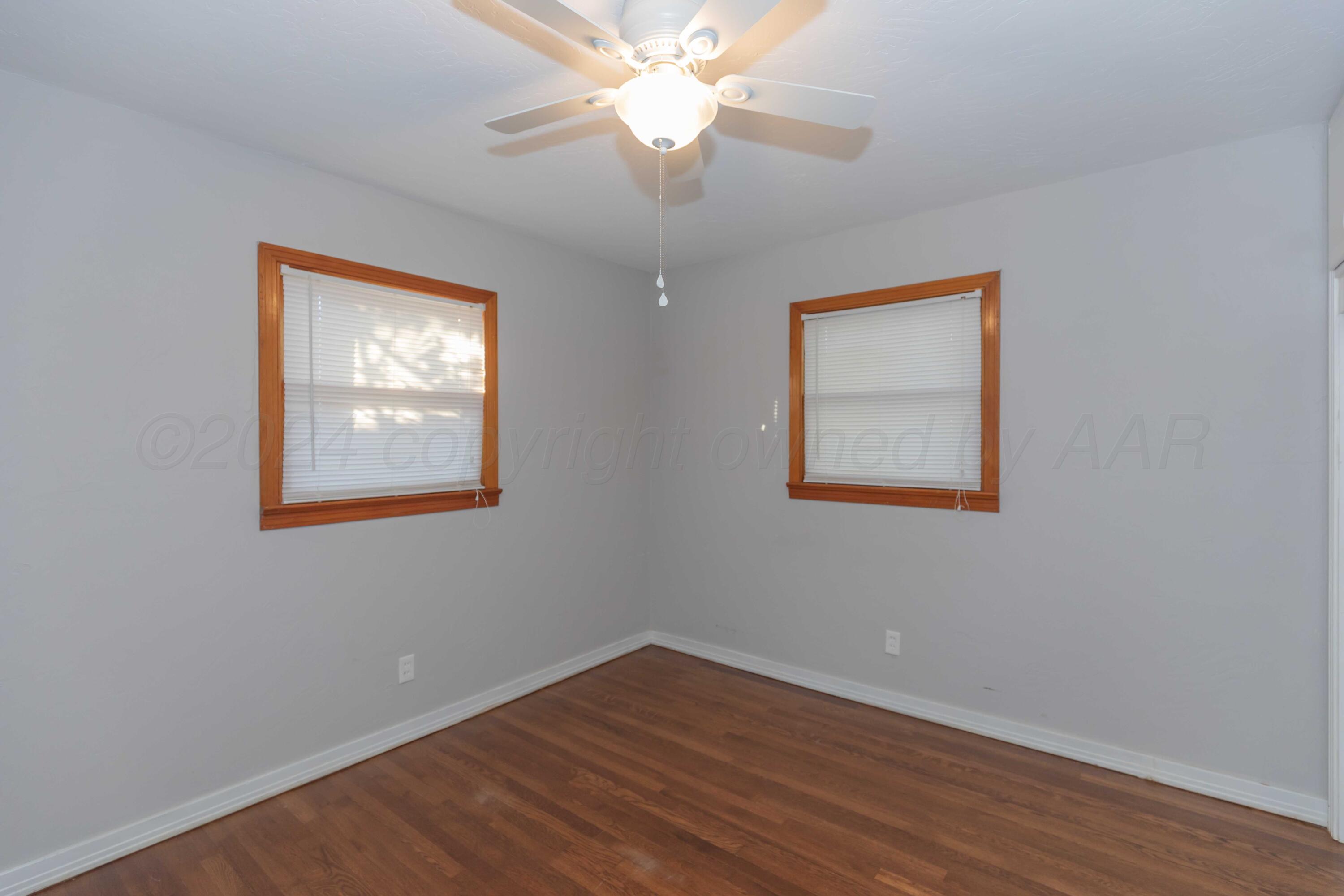 137 N Goliad Street Property Photo 24