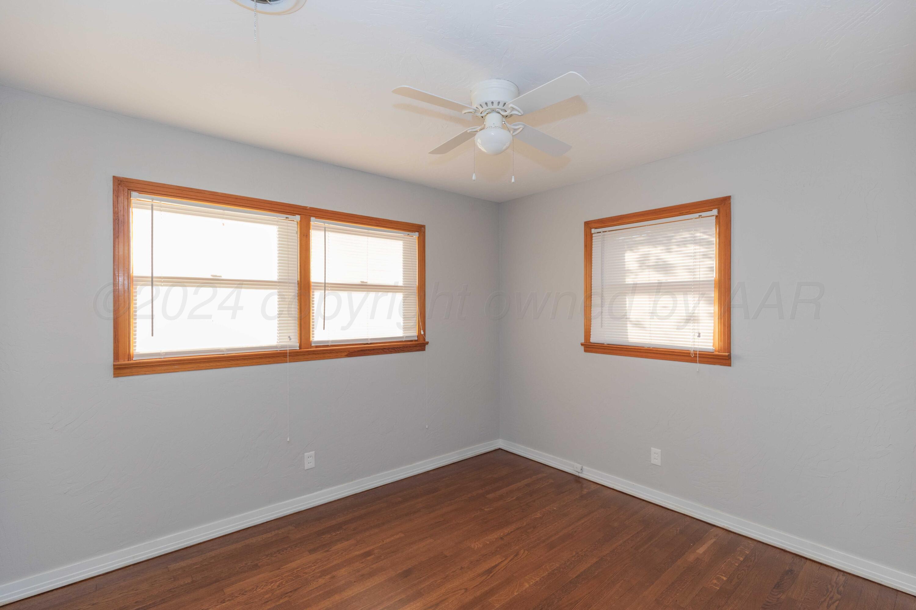 137 N Goliad Street Property Photo 28