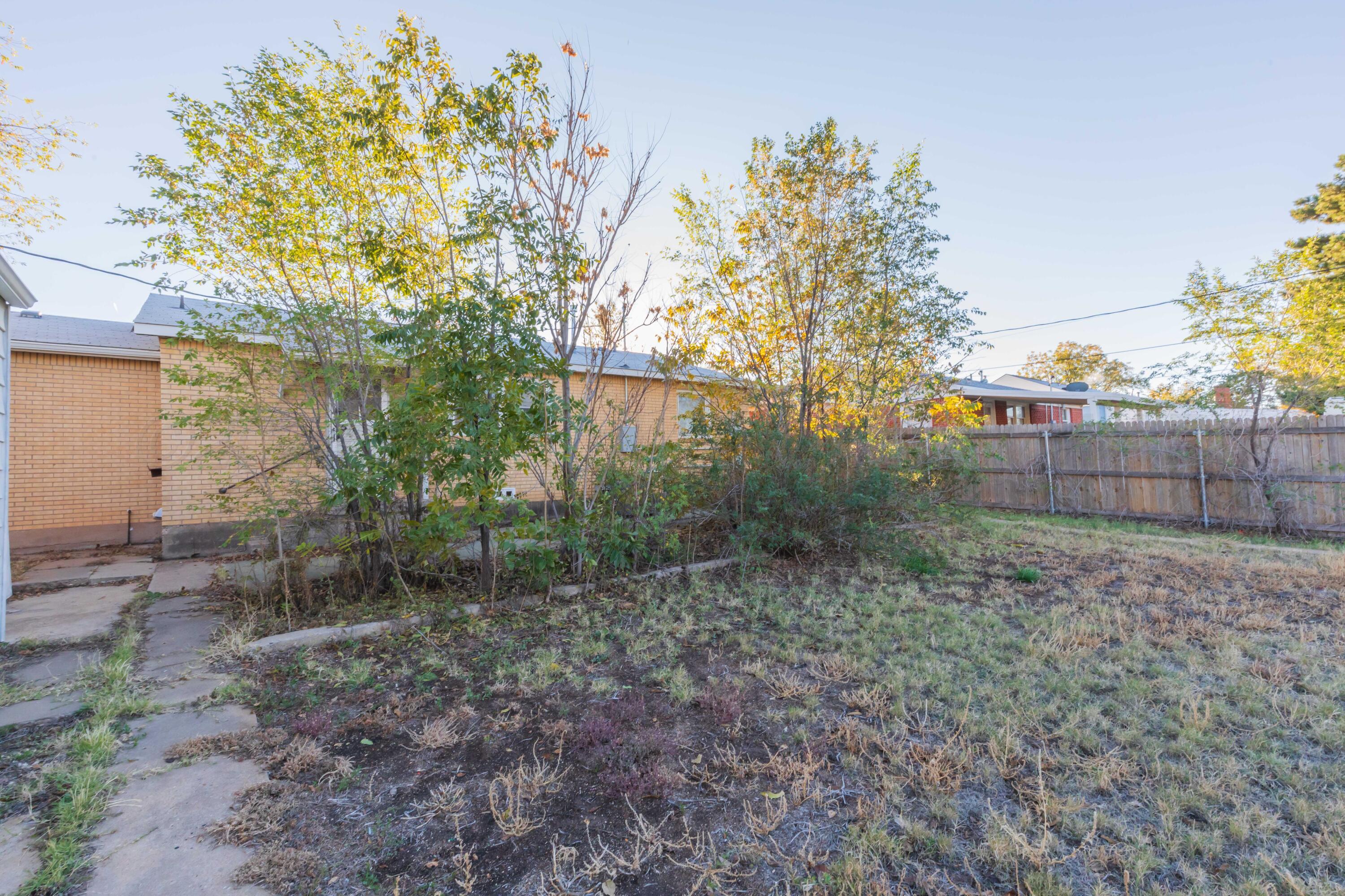 137 N Goliad Street Property Photo 33