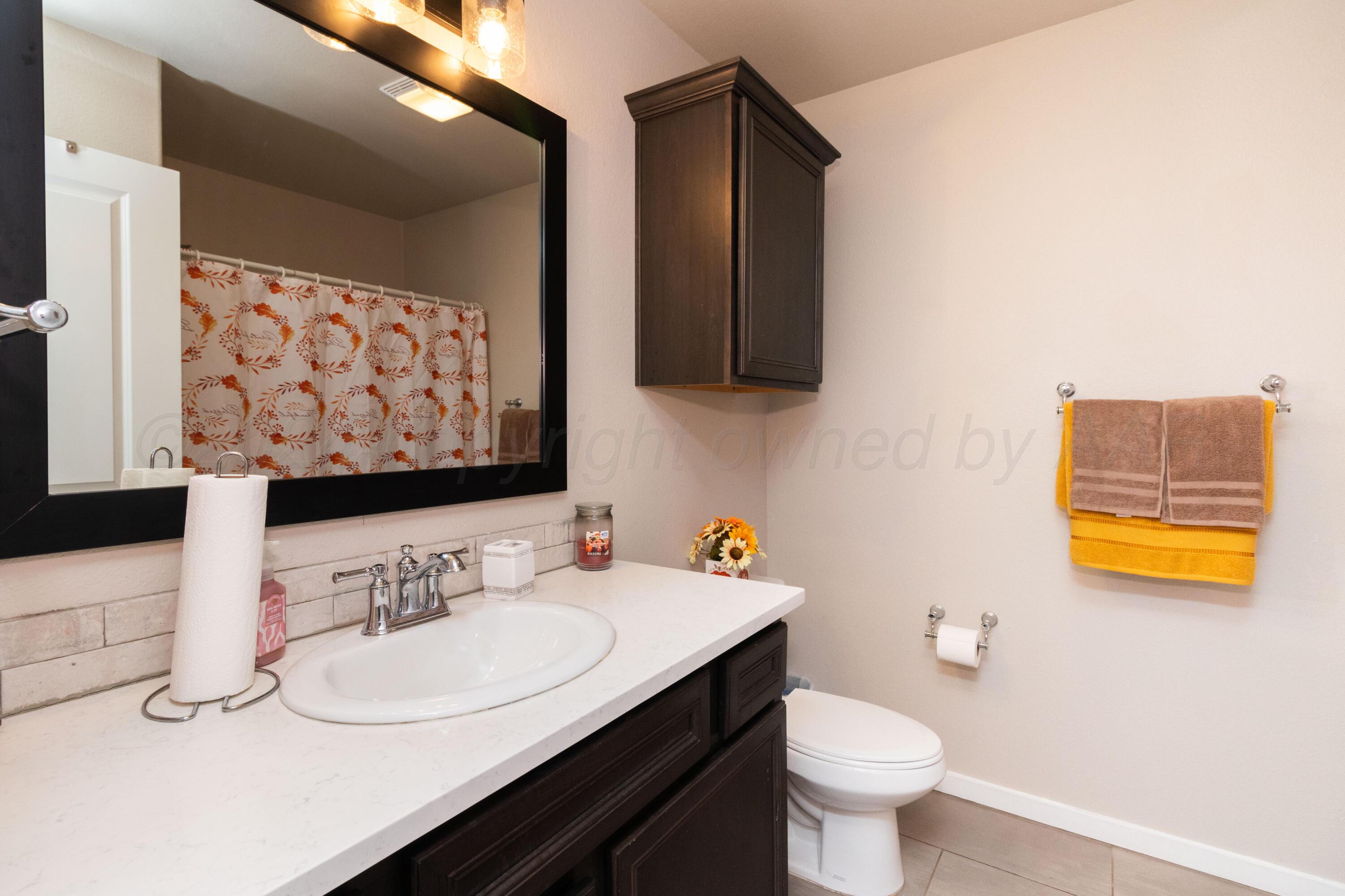 9100 Lexford Drive Property Photo 24