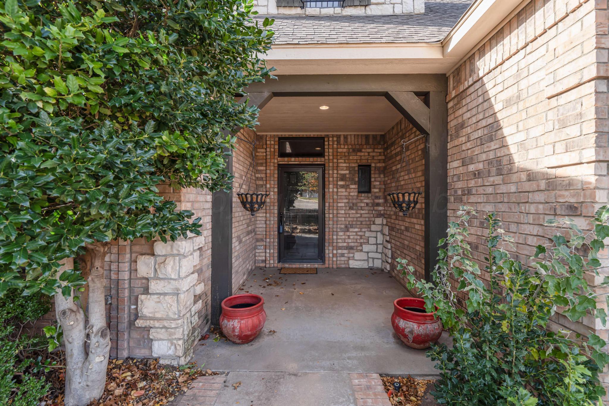 12 Pinecrest Drive Property Photo 6