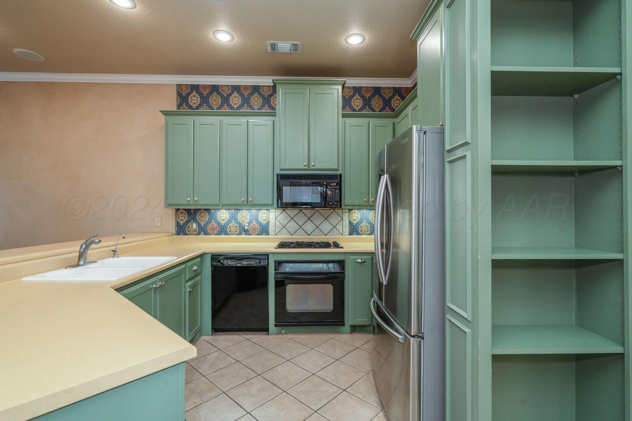 12 Pinecrest Drive Property Photo 13