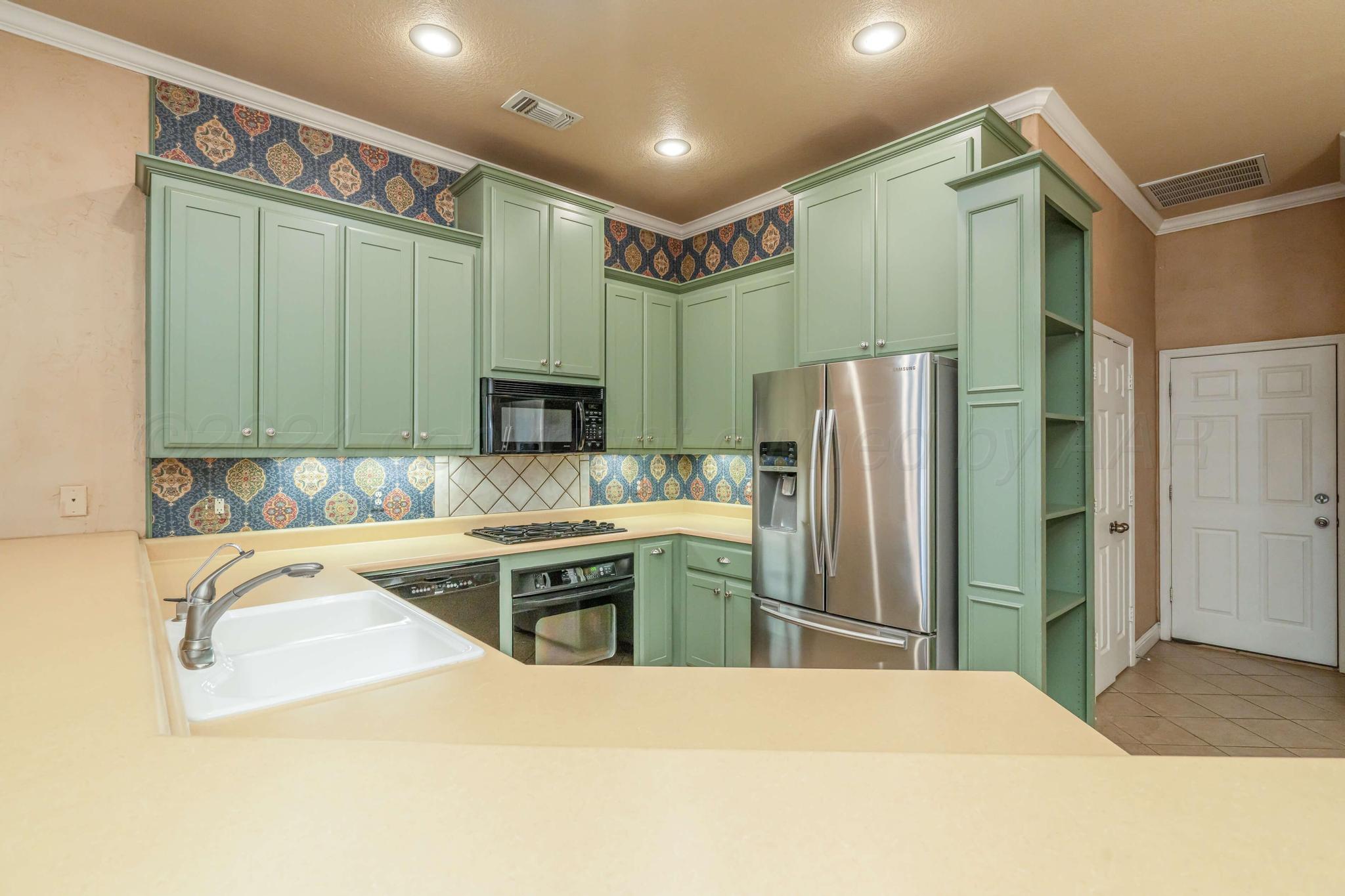 12 Pinecrest Drive Property Photo 18