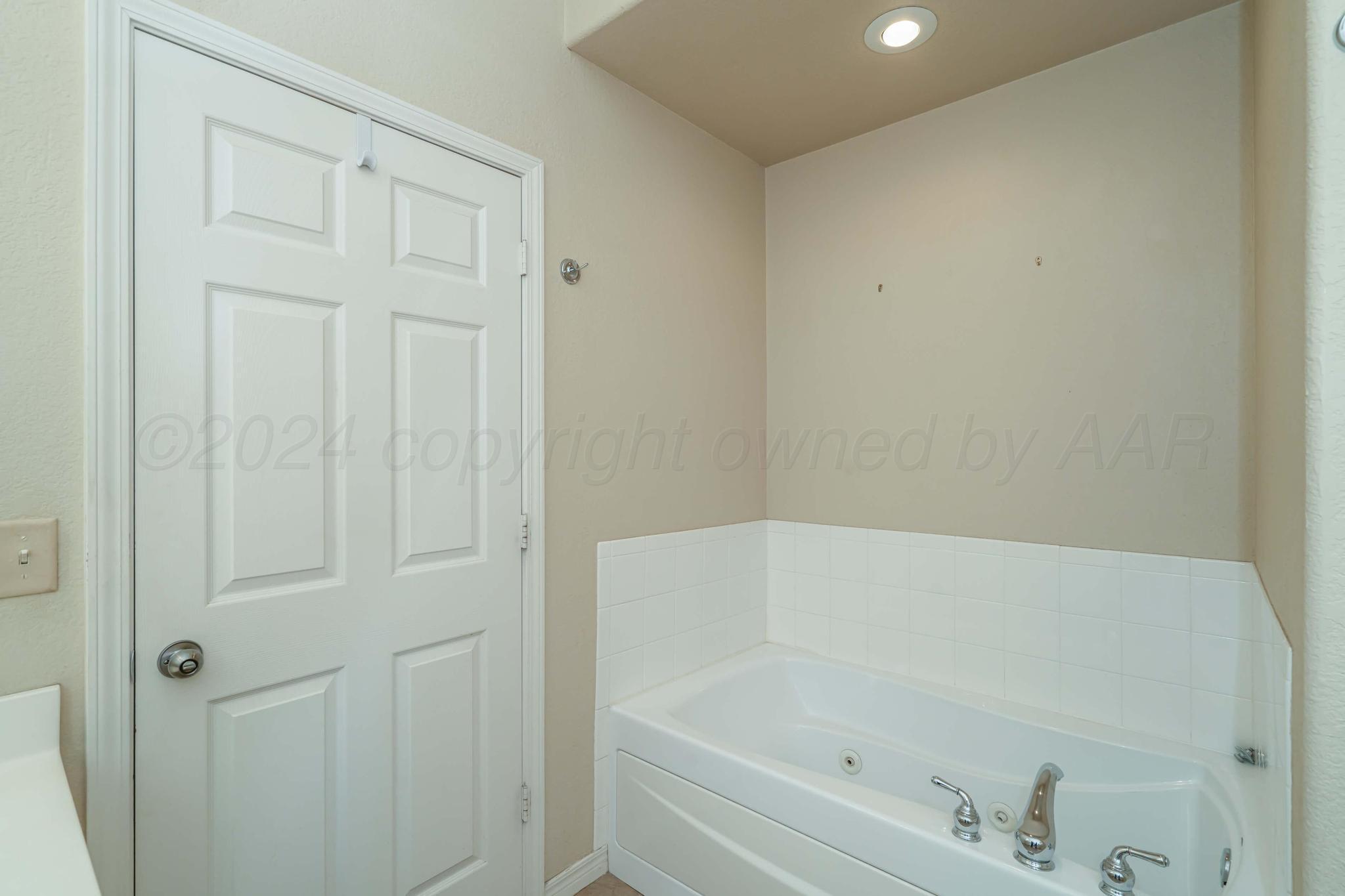 12 Pinecrest Drive Property Photo 29