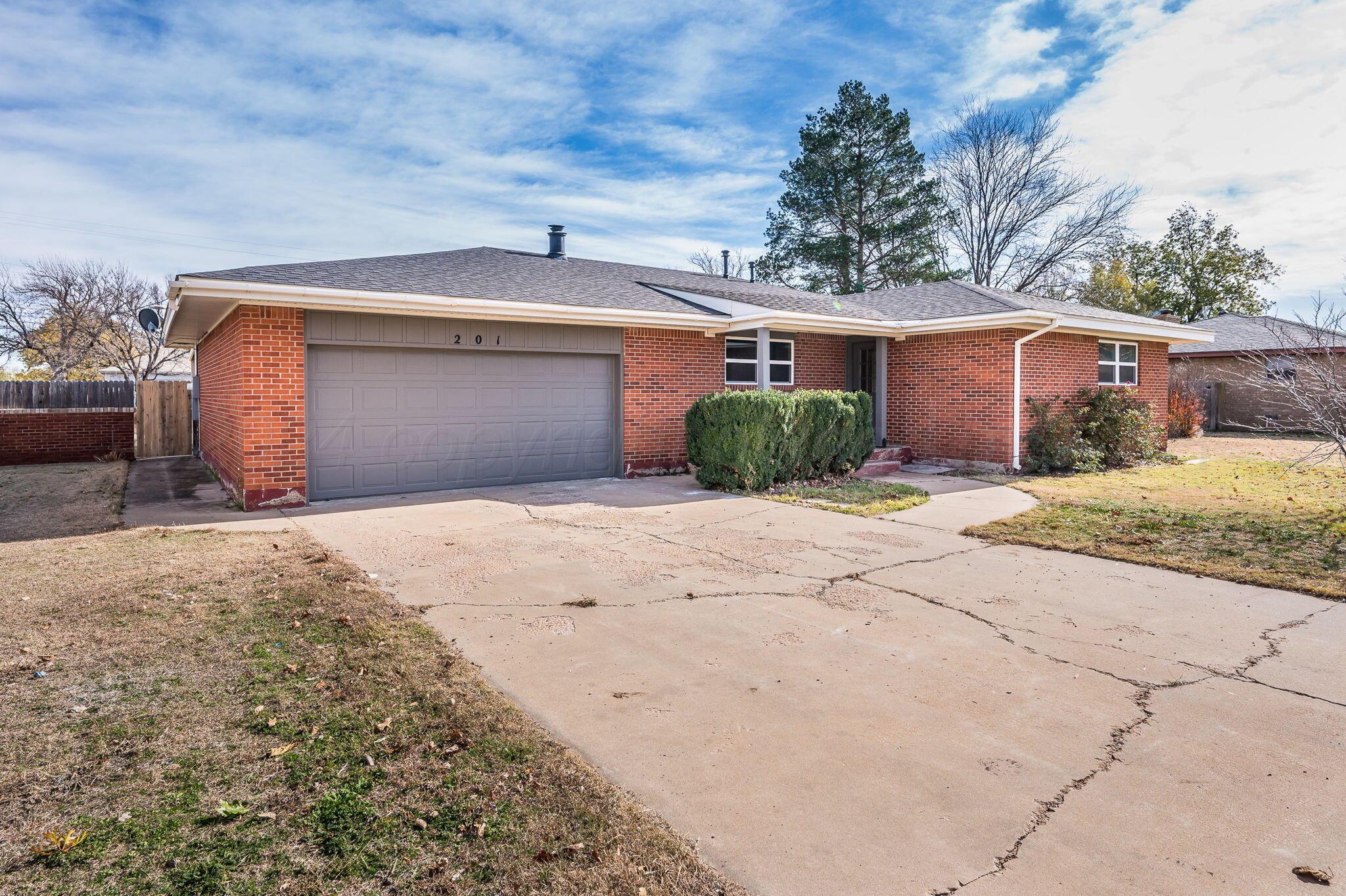 201 Wilson Street Property Photo