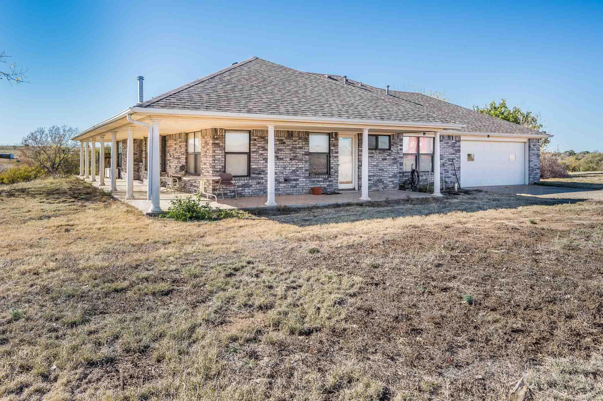 2300 E Willow Creek Drive Property Photo