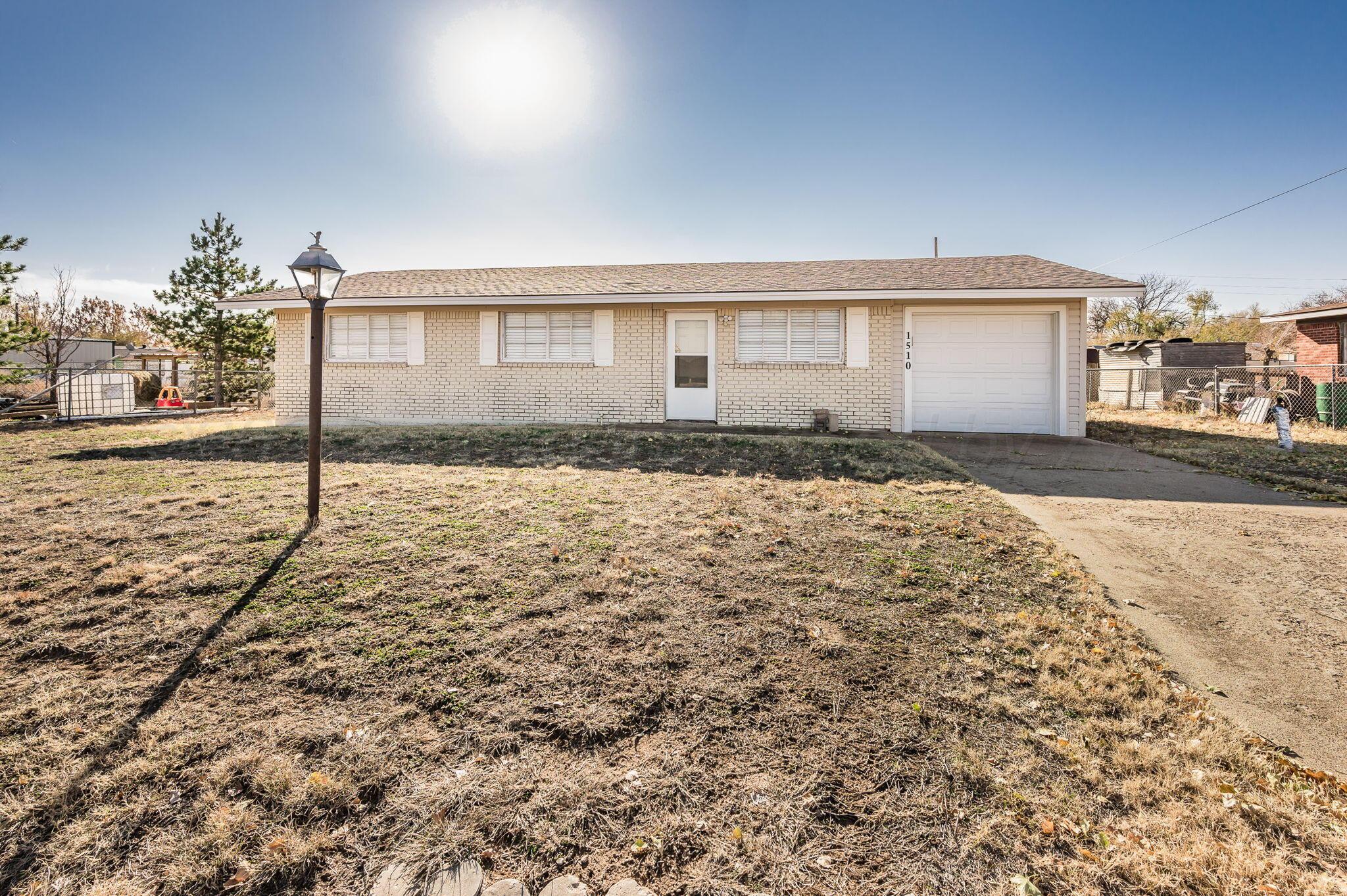 1510 E Saint Francis Avenue Property Photo