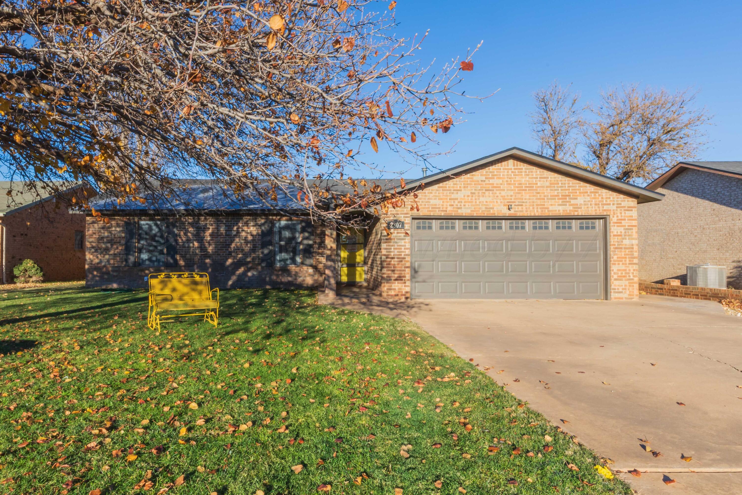 2807 Kermit Drive Property Photo