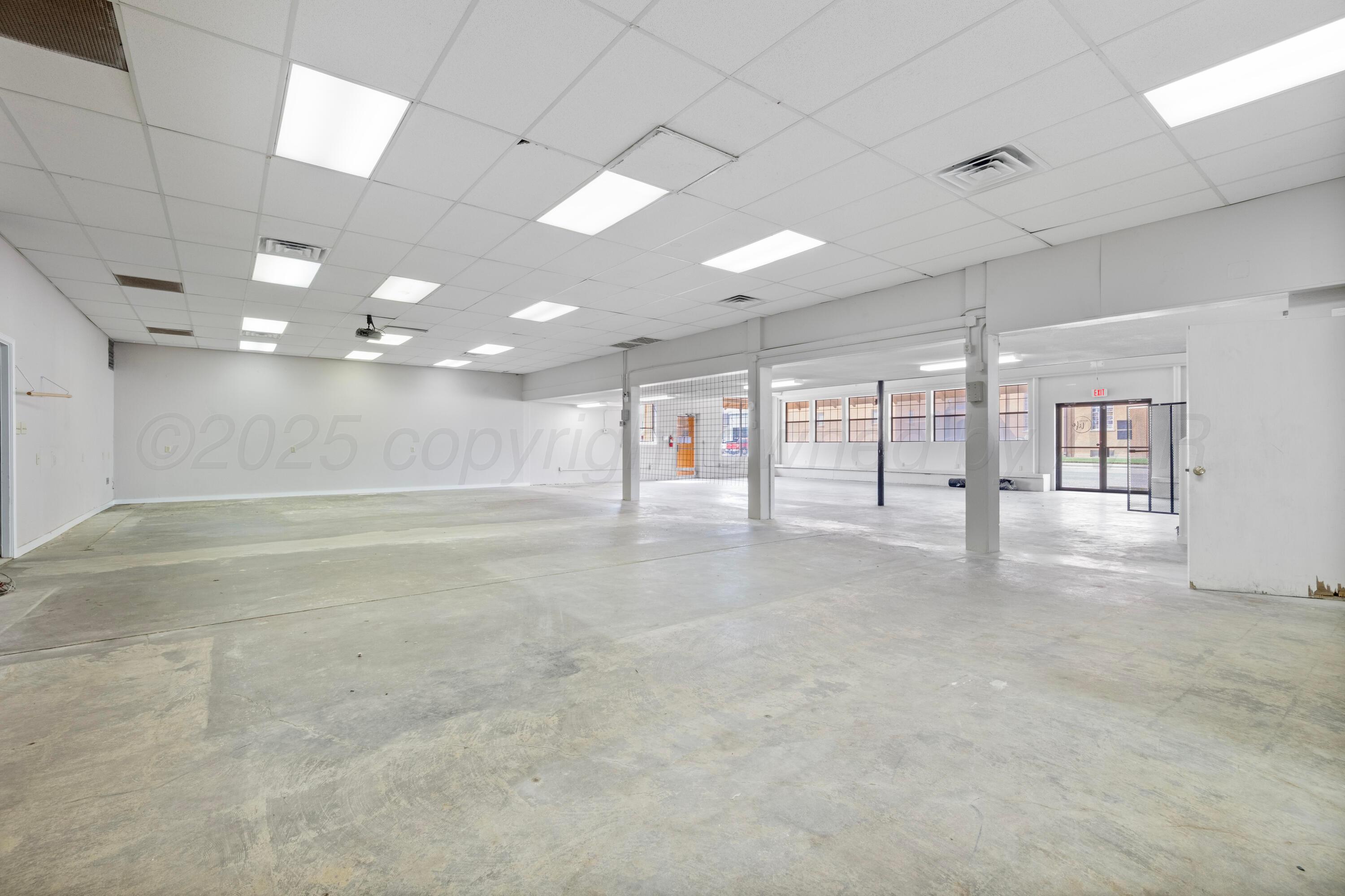 500 S Bliss Avenue Property Photo 8