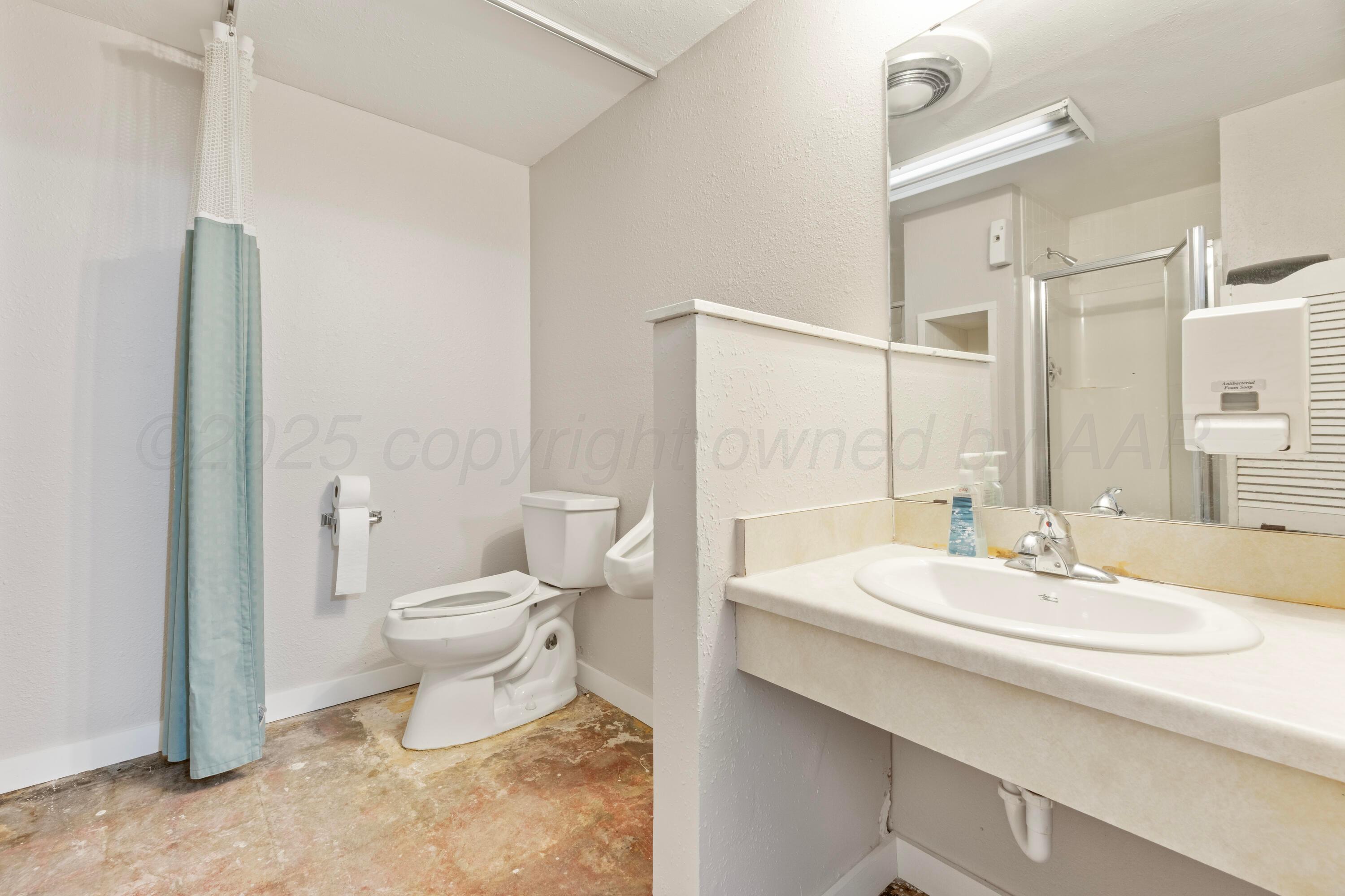 500 S Bliss Avenue Property Photo 21