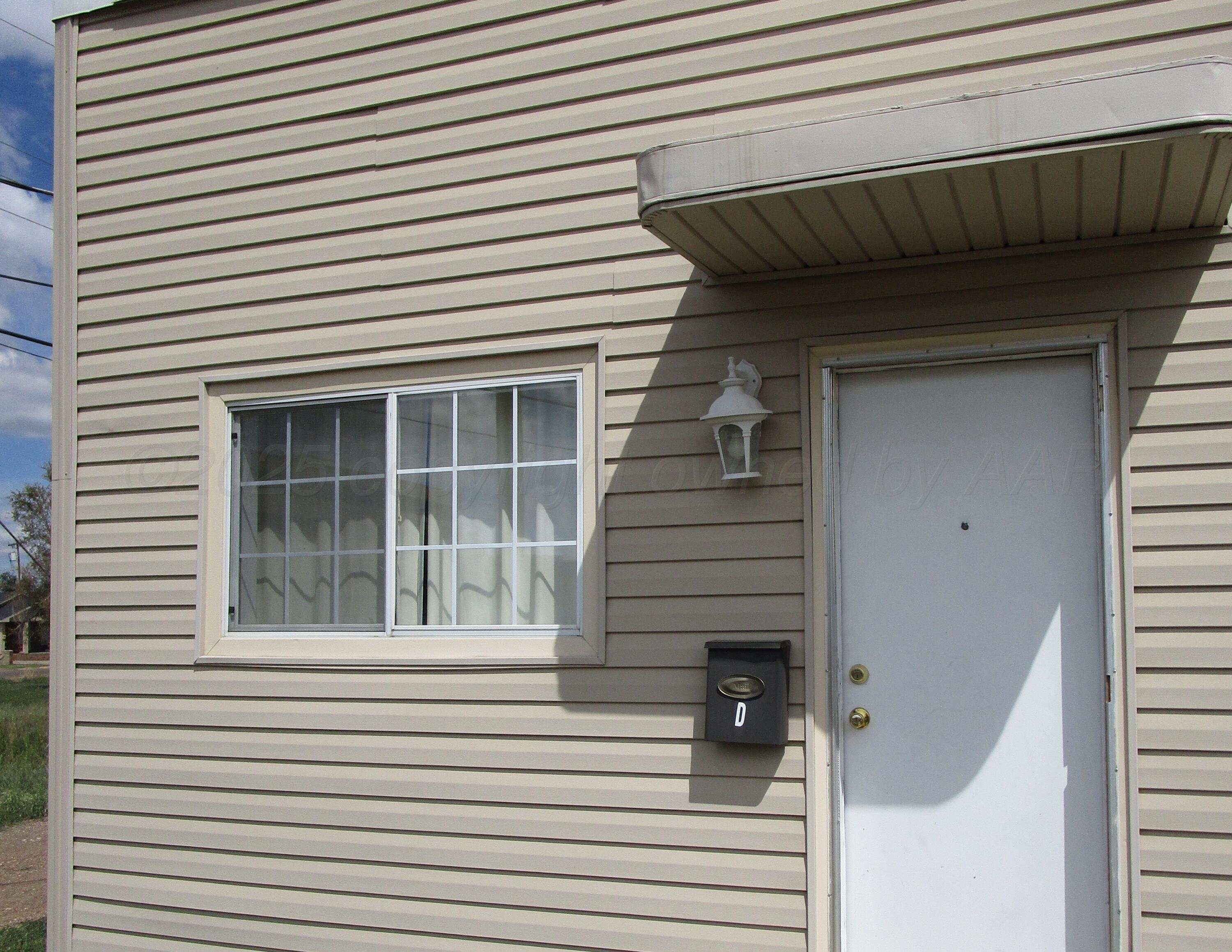 200 W 7th, D Property Photo 1
