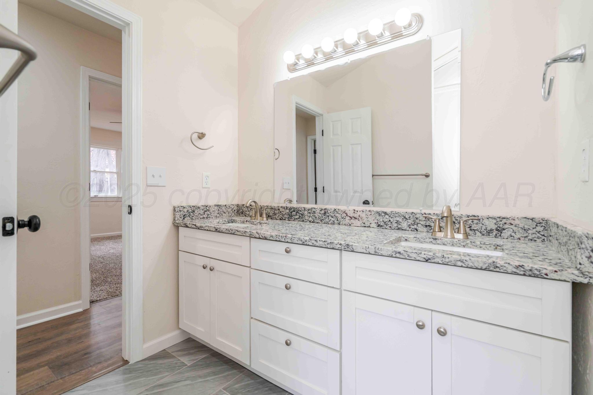 4204 Roxton Drive Property Photo 24