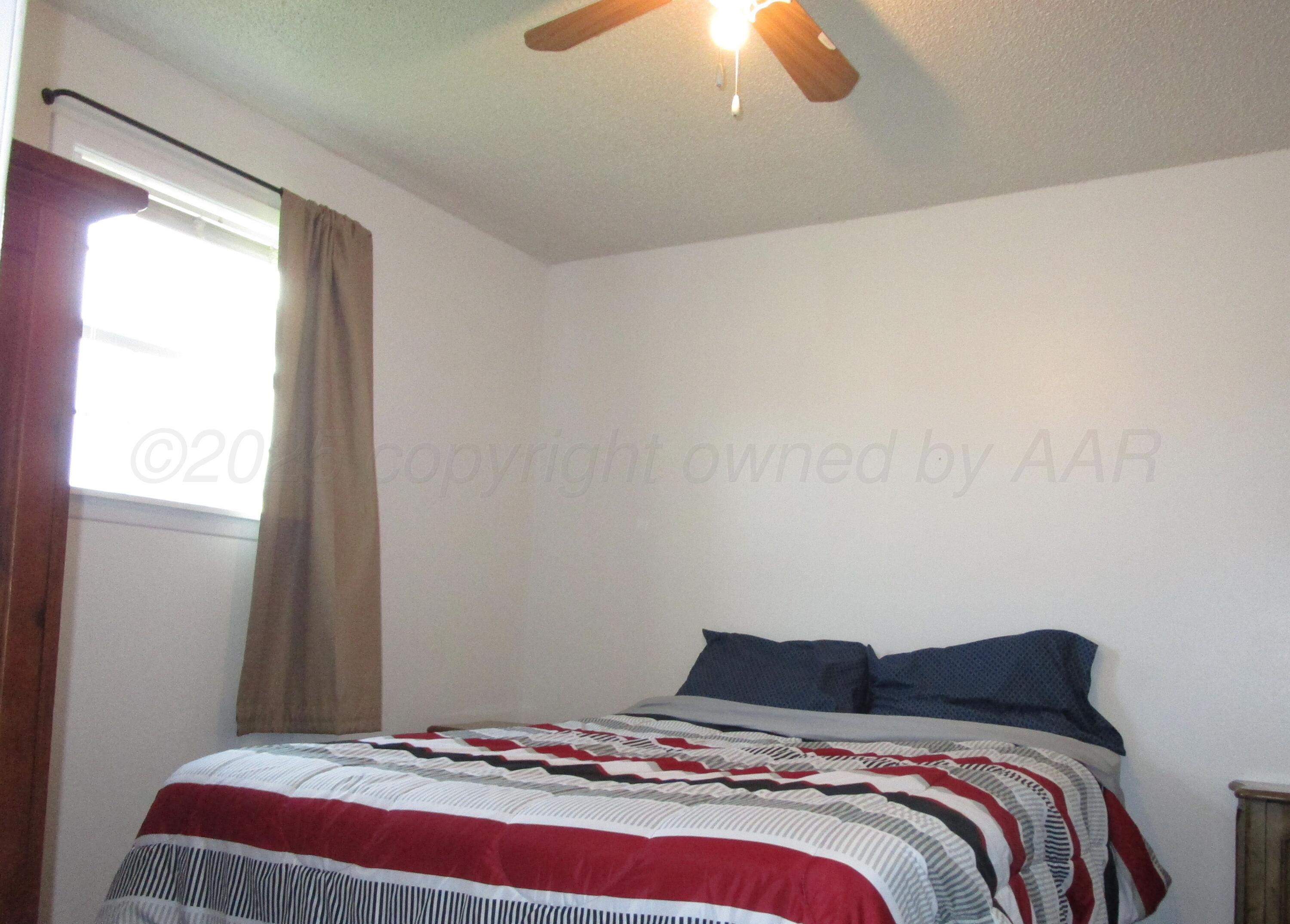 200 W 7th, A Property Photo 5