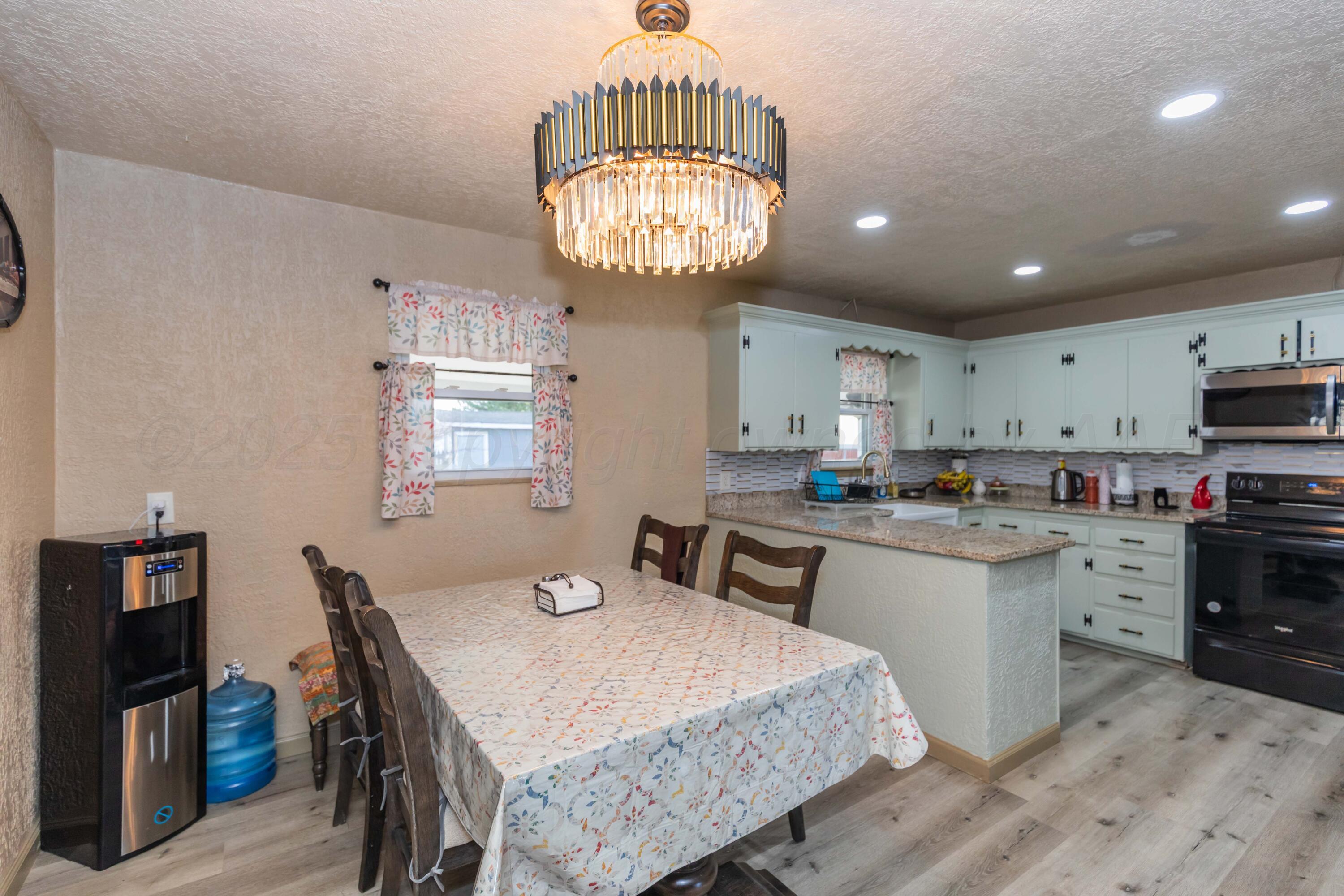 201 S Wall Street Property Photo 11