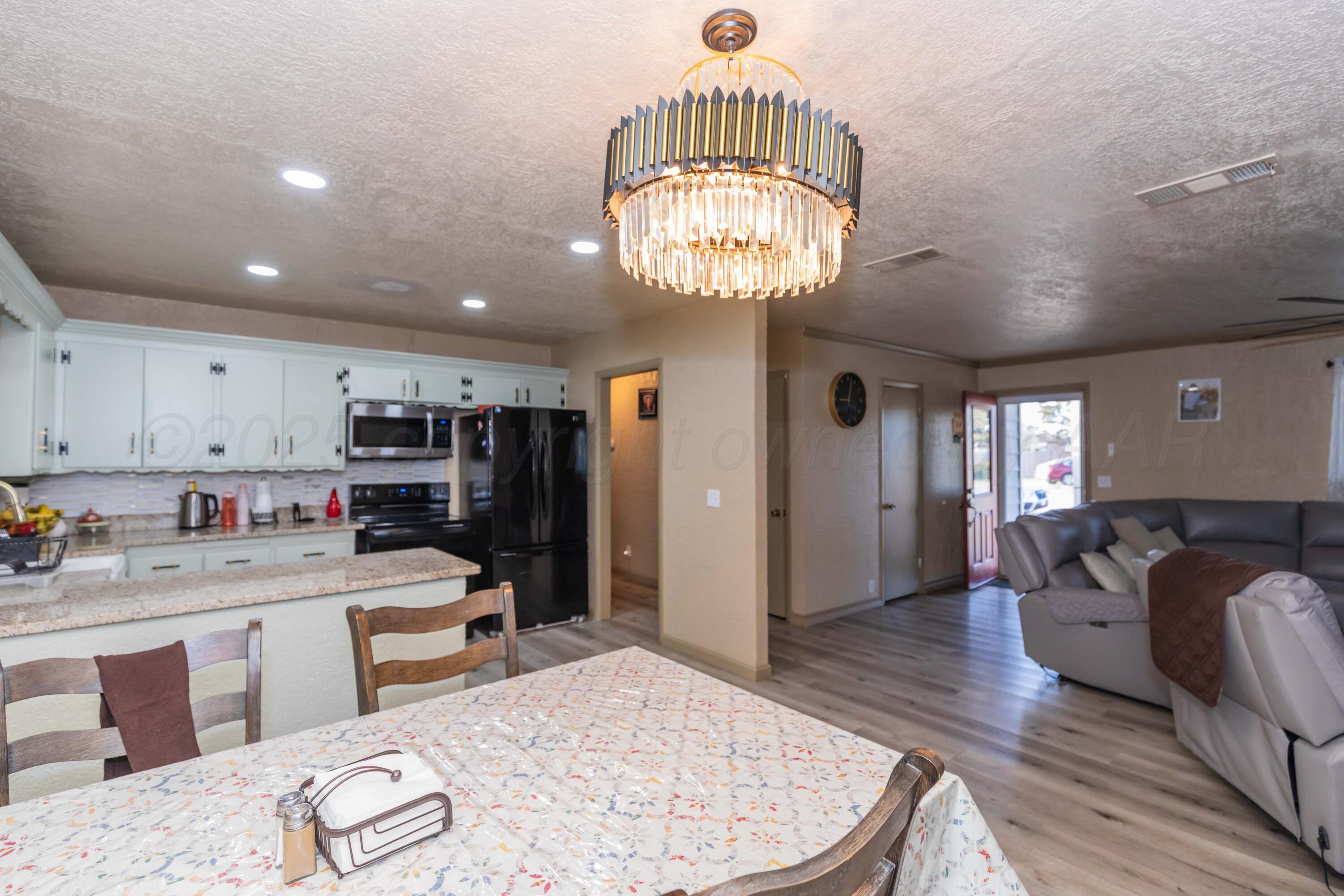 201 S Wall Street Property Photo 12