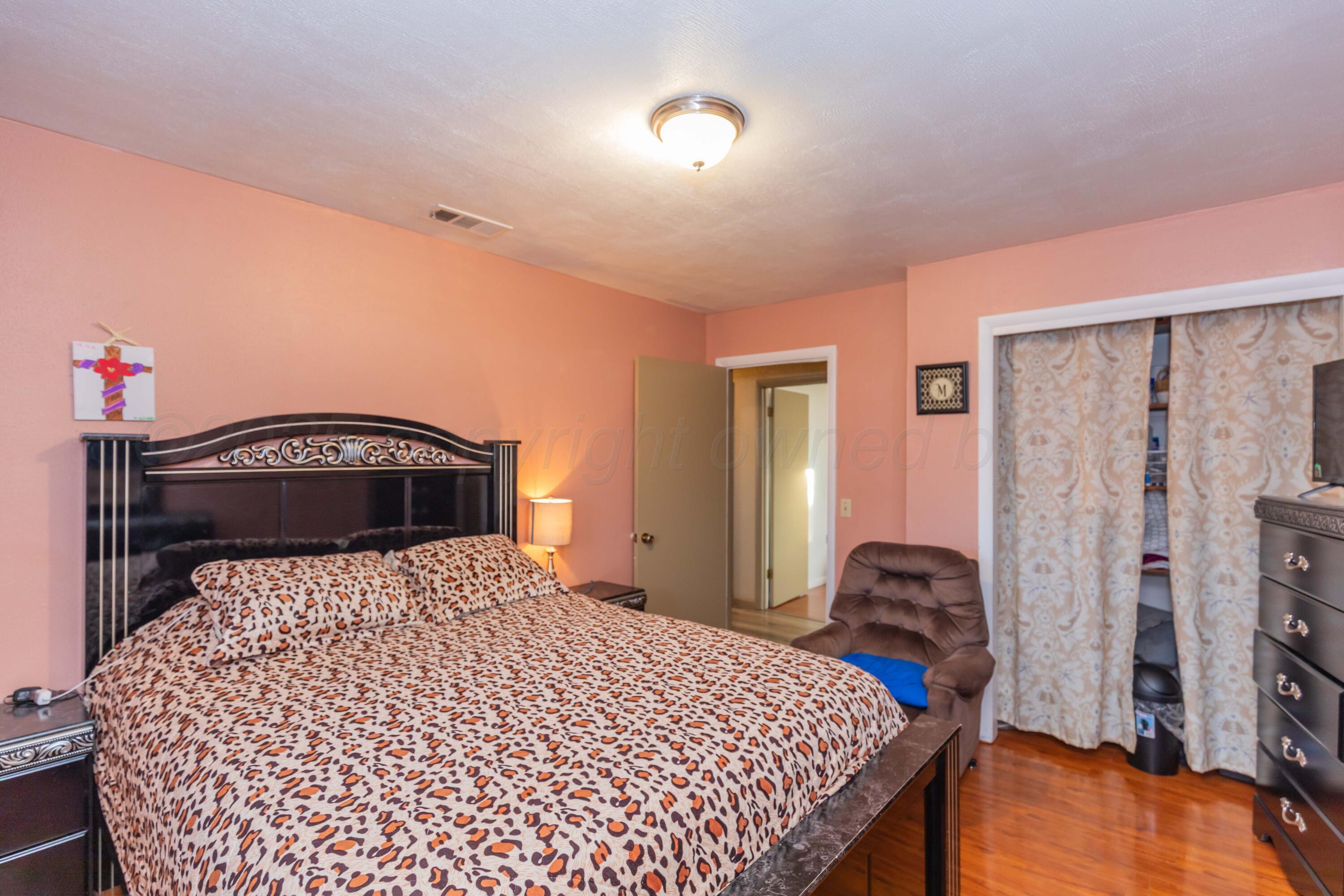 201 S Wall Street Property Photo 22