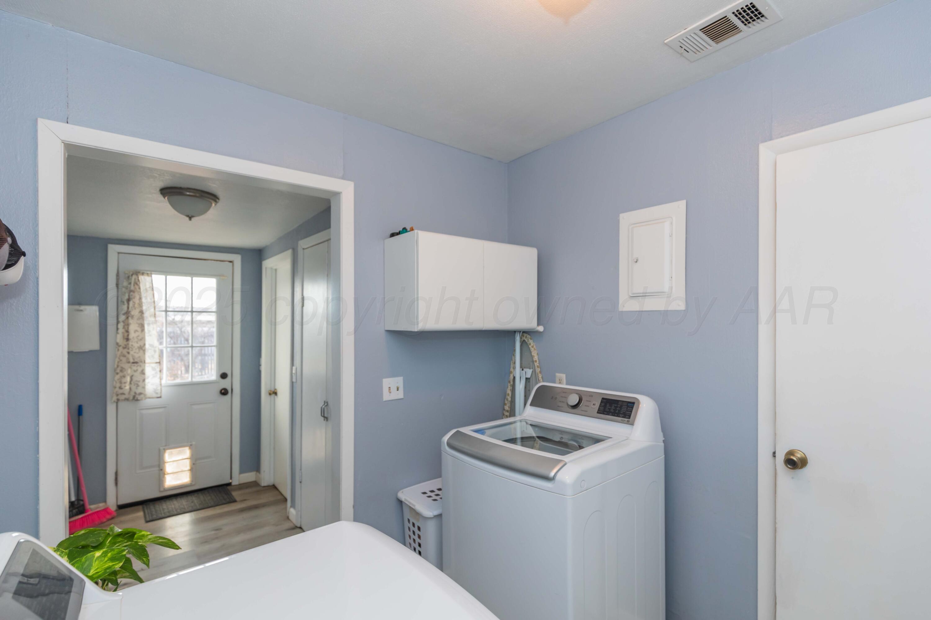 201 S Wall Street Property Photo 32