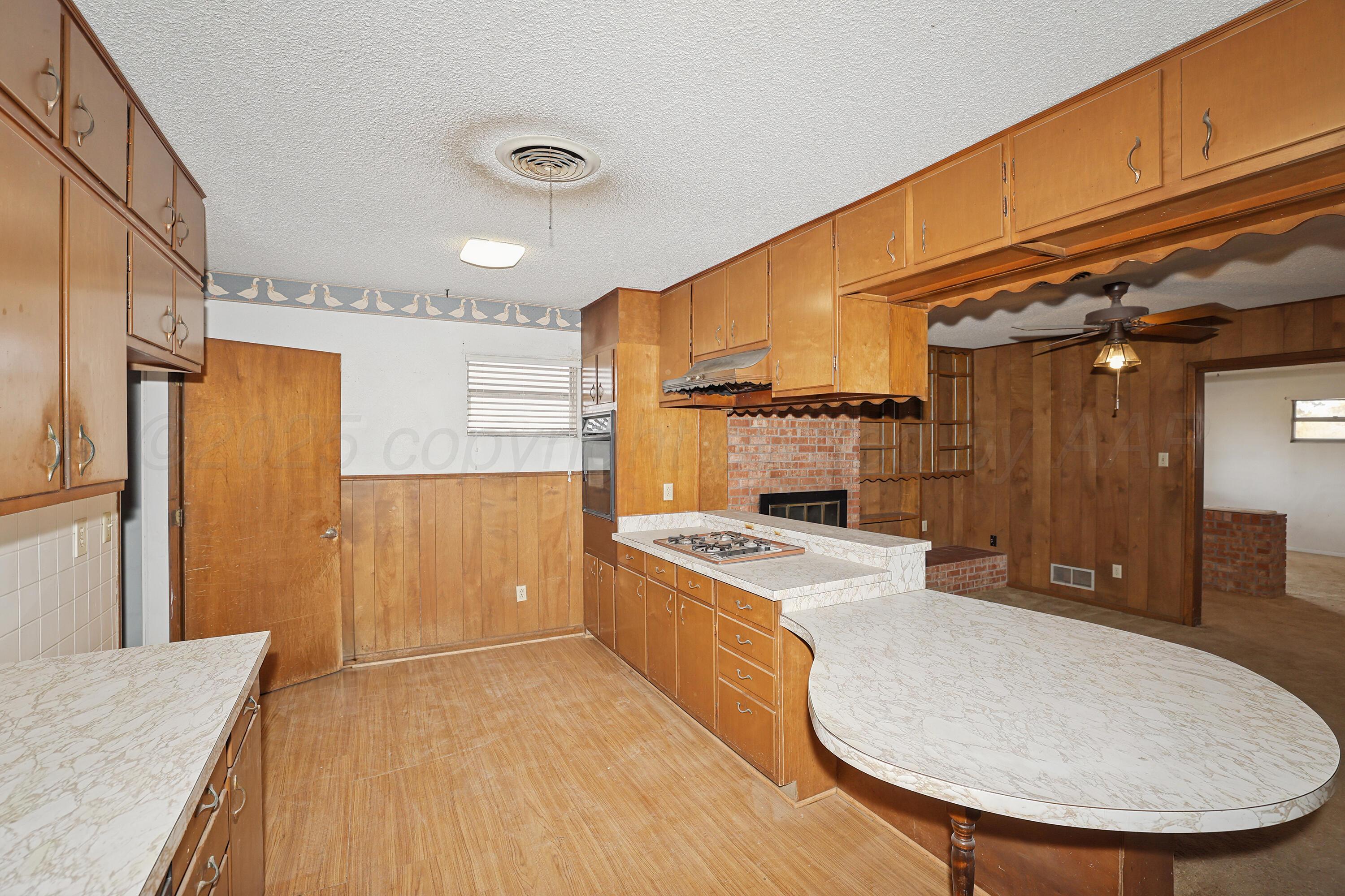 8626 River Road Property Photo 9