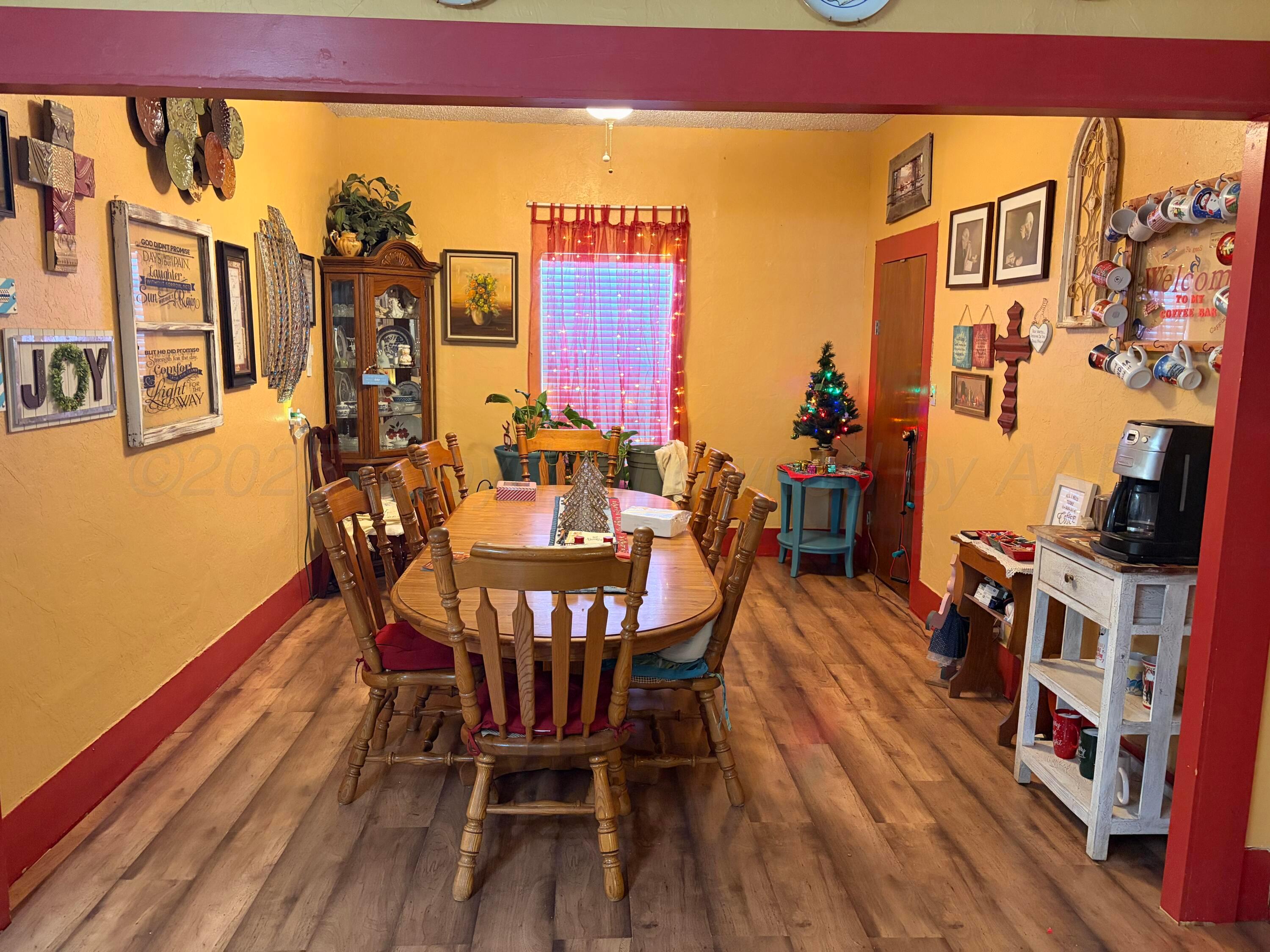 613 S Gorst Street Property Photo 4