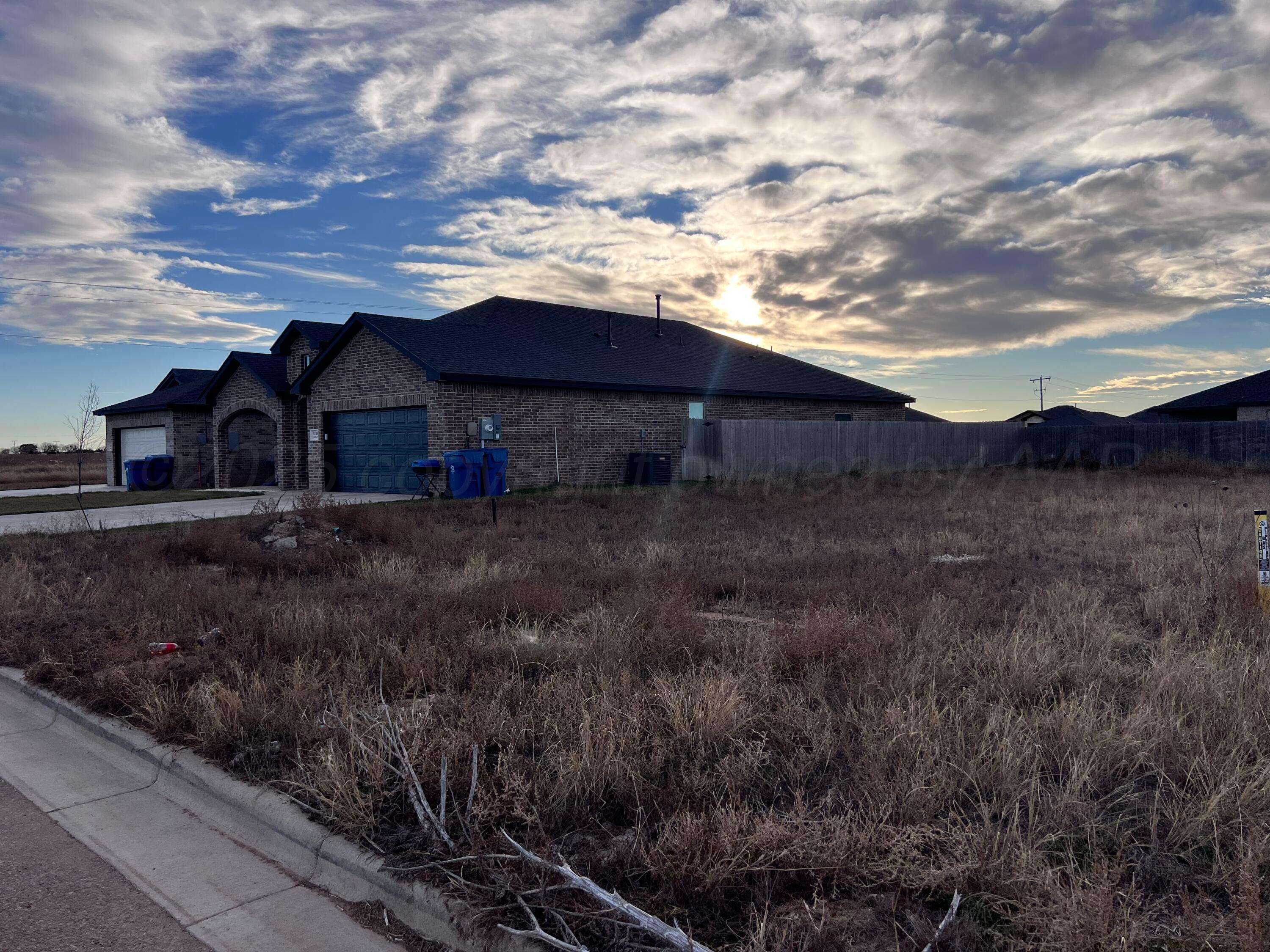 1128 Sage Street Property Photo 2