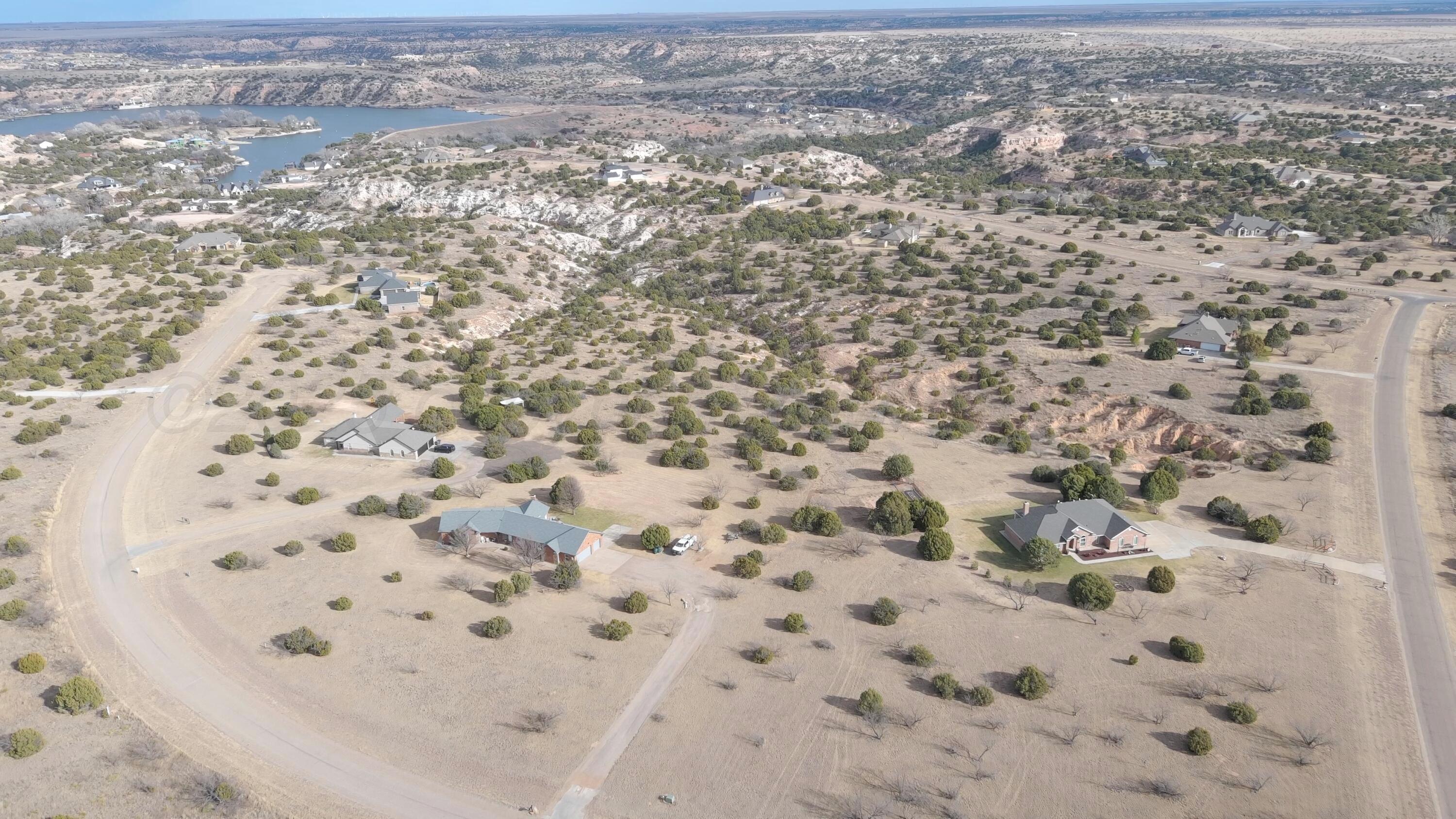 319 Arrowhead Point Property Photo 25