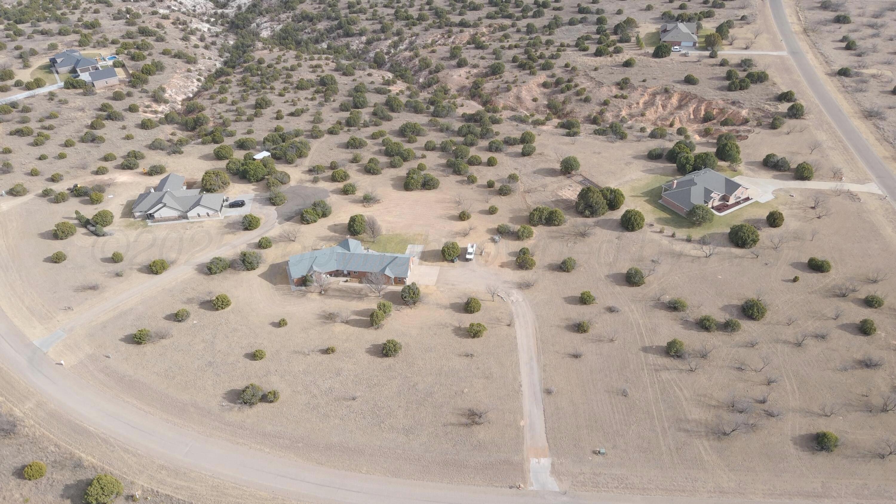 319 Arrowhead Point Property Photo 26