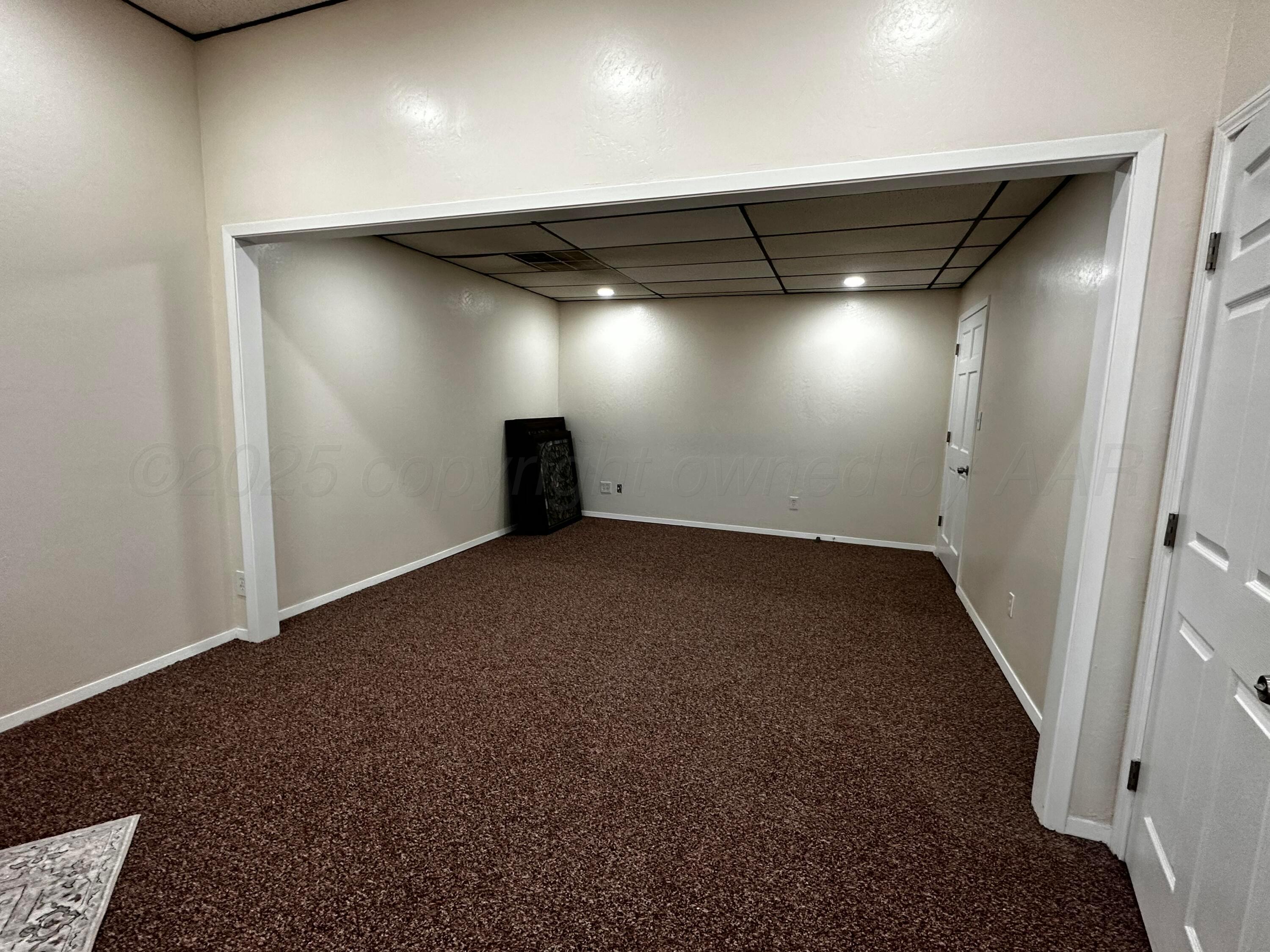 305 S Williams Street Property Photo 11