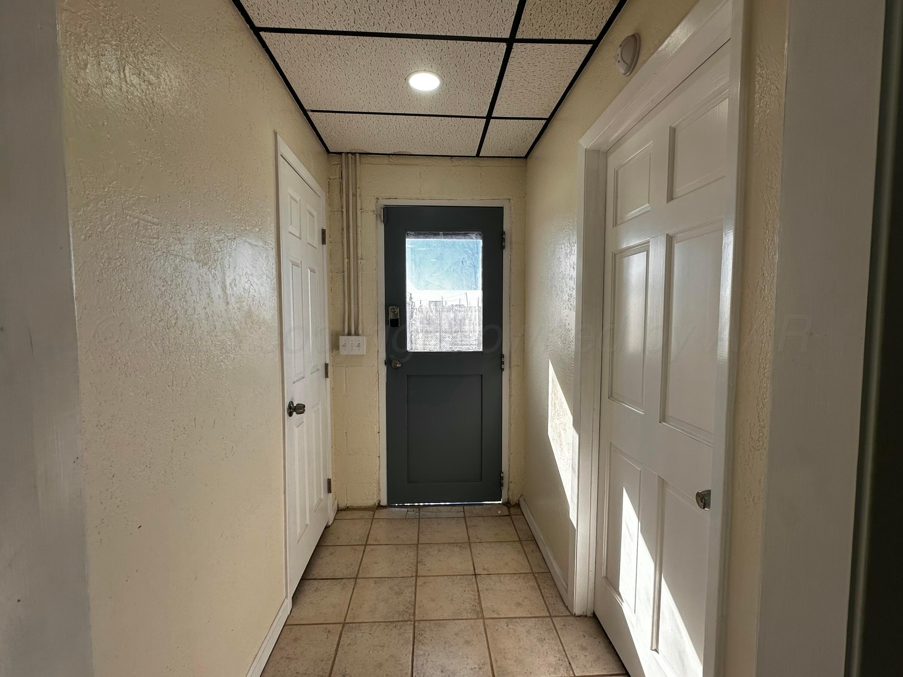 305 S Williams Street Property Photo 21
